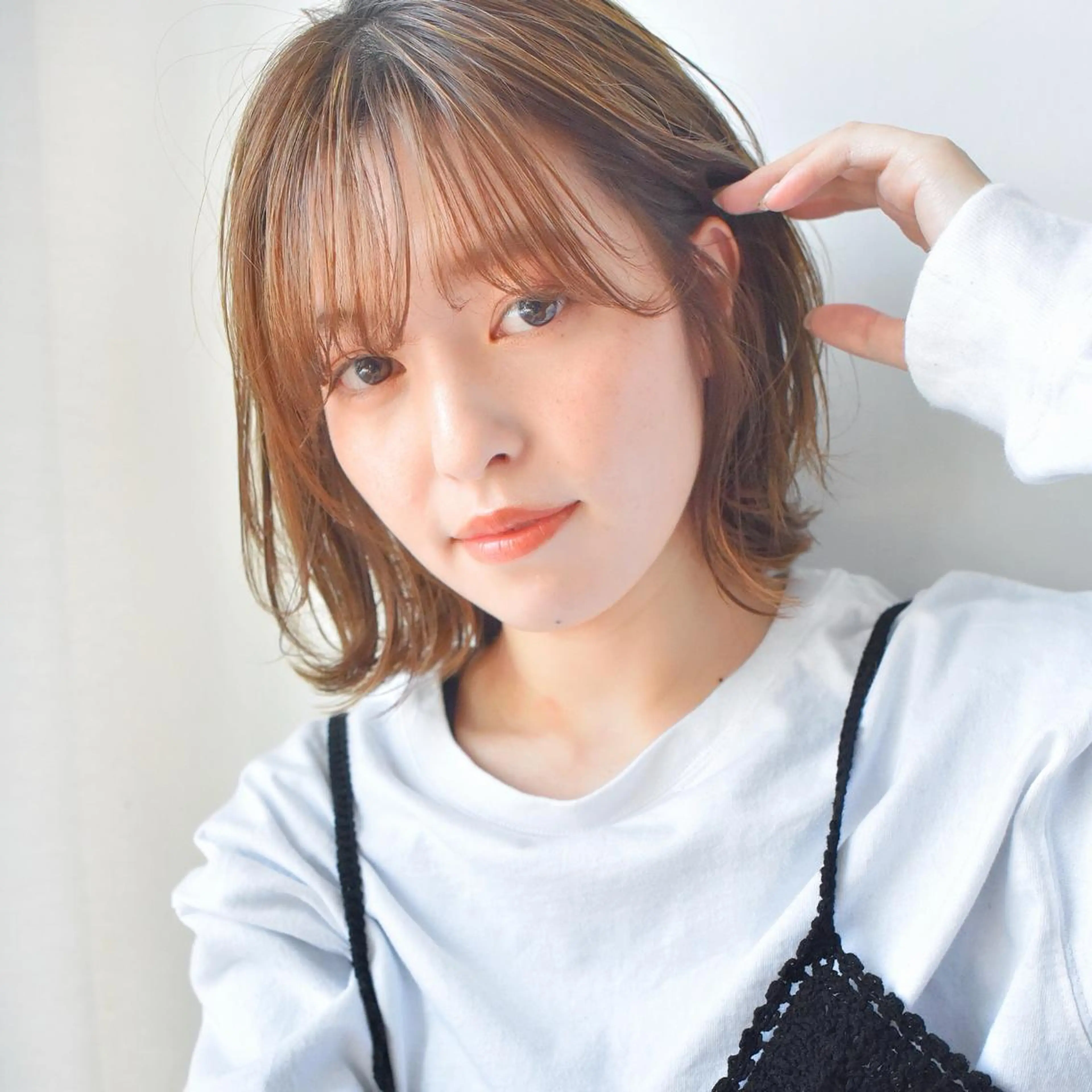 ミディアム カラー ボブレイヤー ハイトーンカラー ボブ レイヤーカット カット ヘアカラー トリートメント cofy by melt所属・🍎みついじゅん🍏 ボブ指名No.1のヘアスタイル