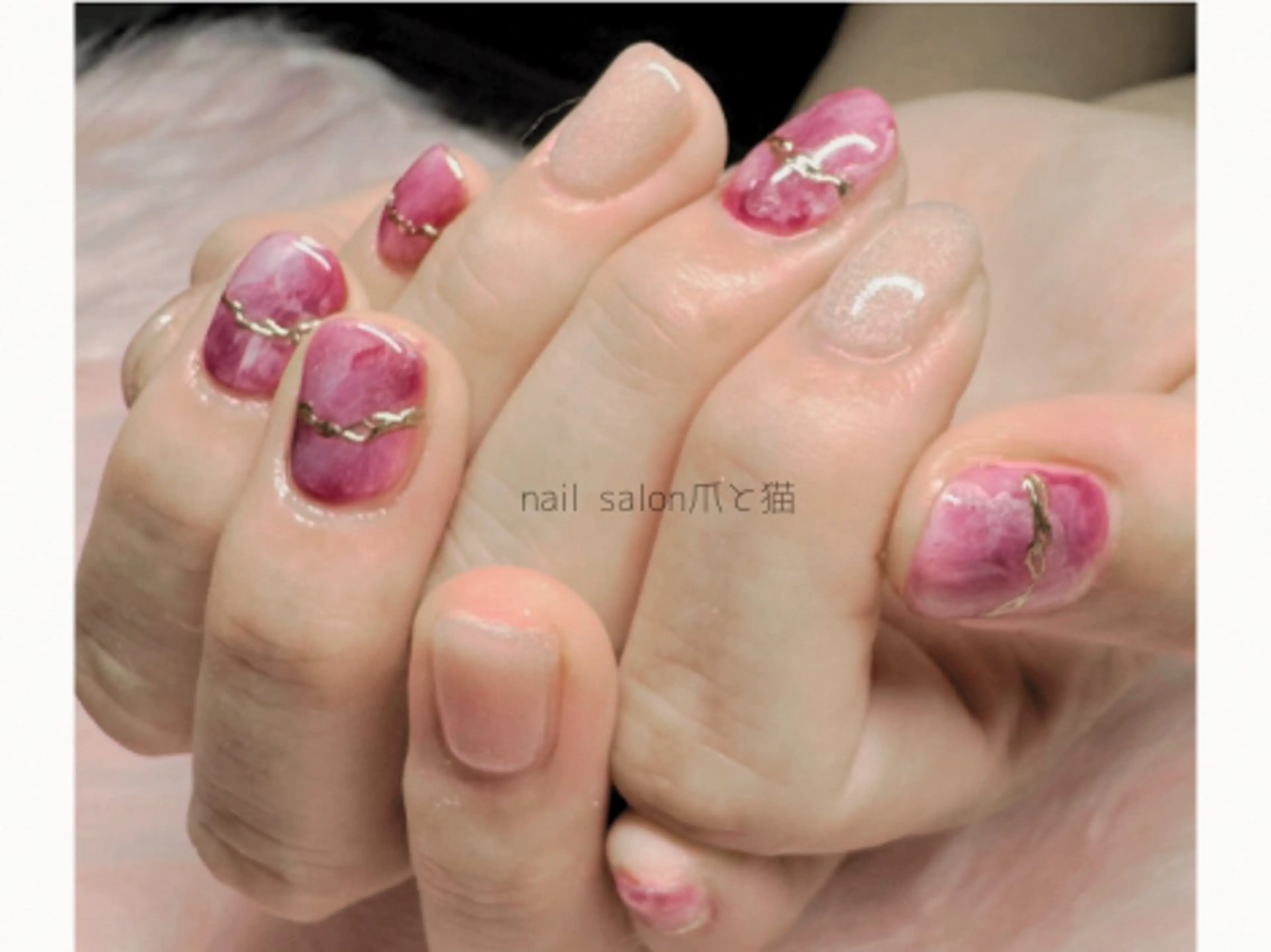 ネイル パラジェル登録店 爪と猫NANAMIのネイルデザイン