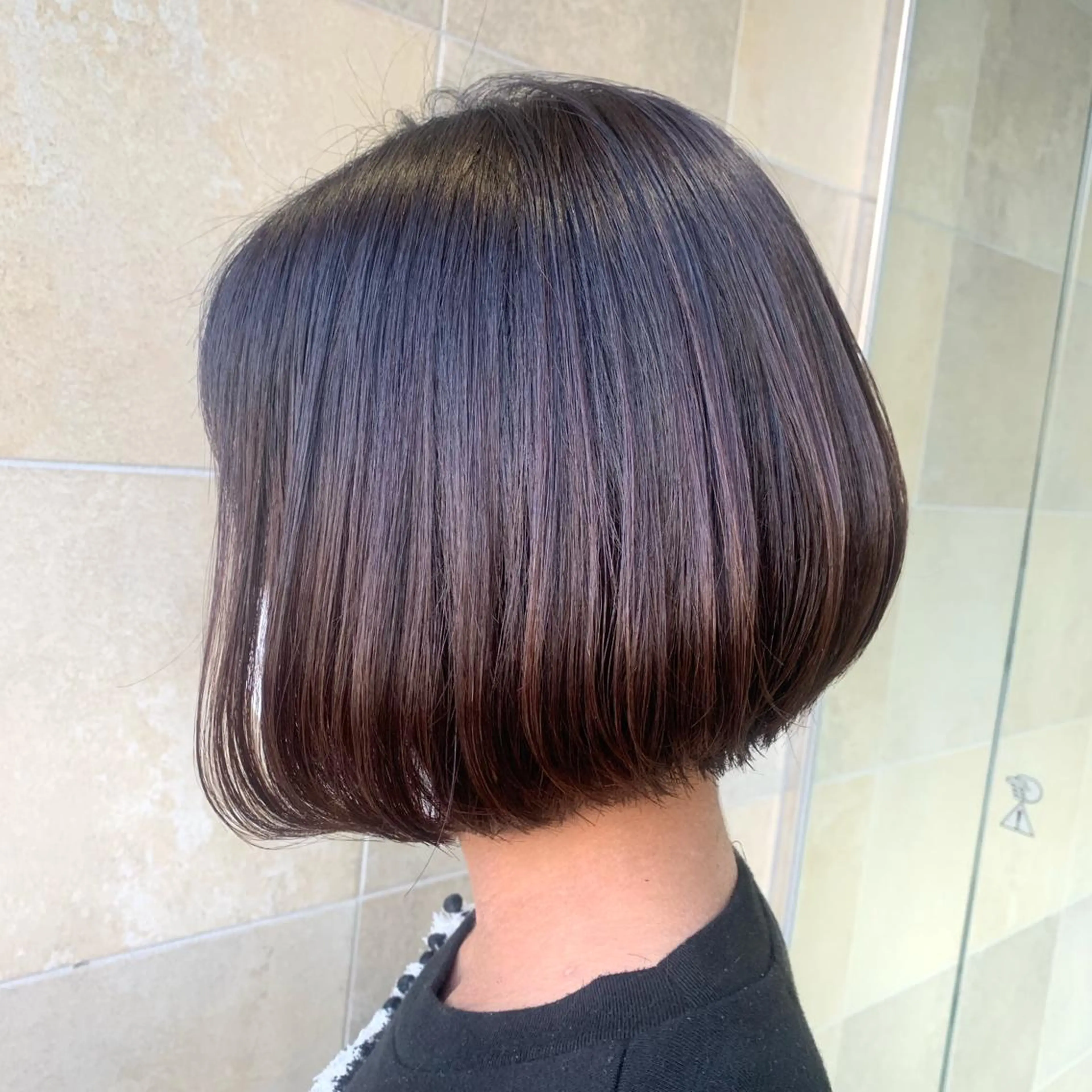 ショート 艶髪/透明感/ 三宅晴香のヘアスタイル