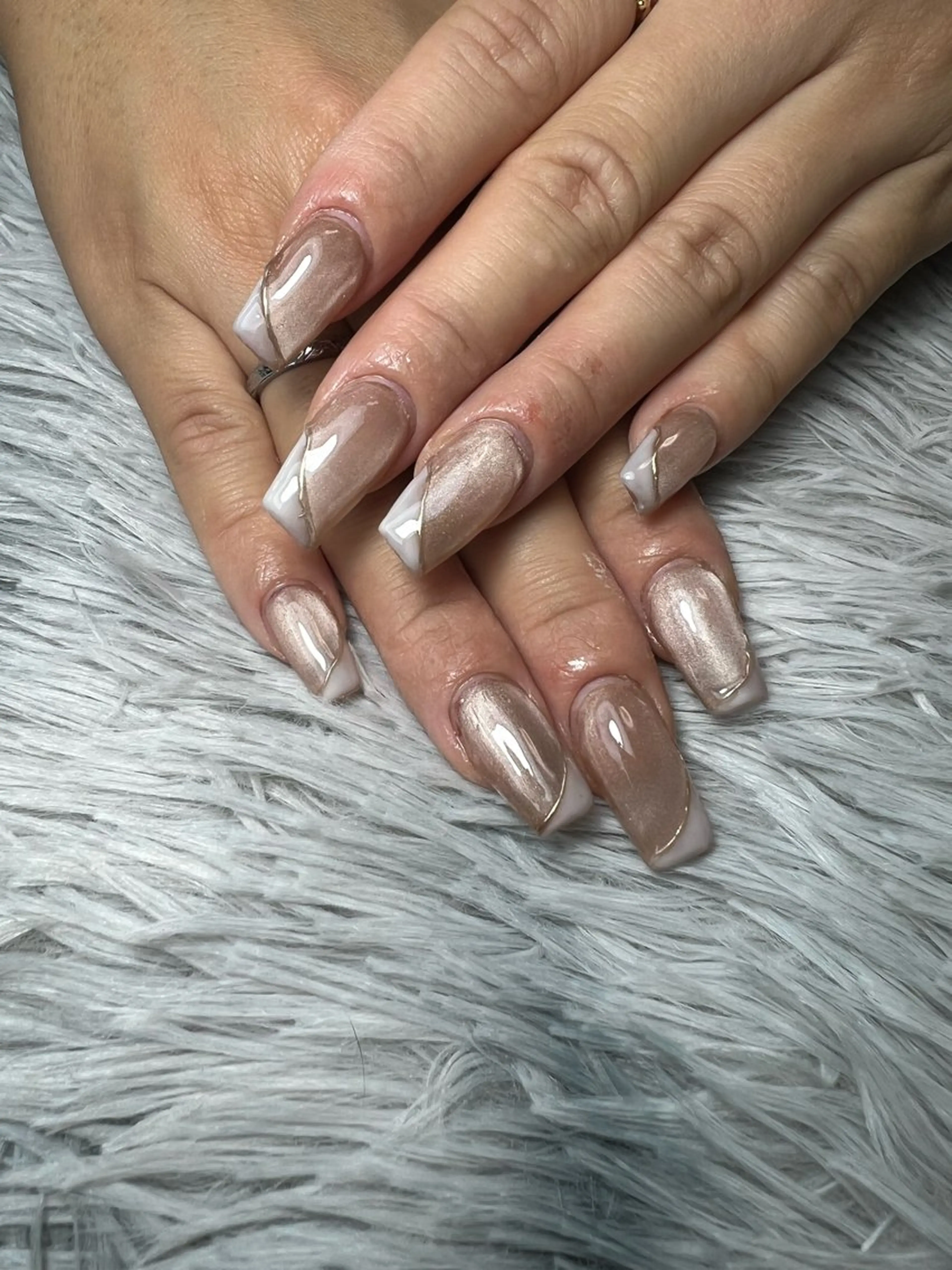 ネイル フレンチネイル ジェルネイル スカルプネイル ハンドネイル シェヌネイル JURAのネイルデザイン