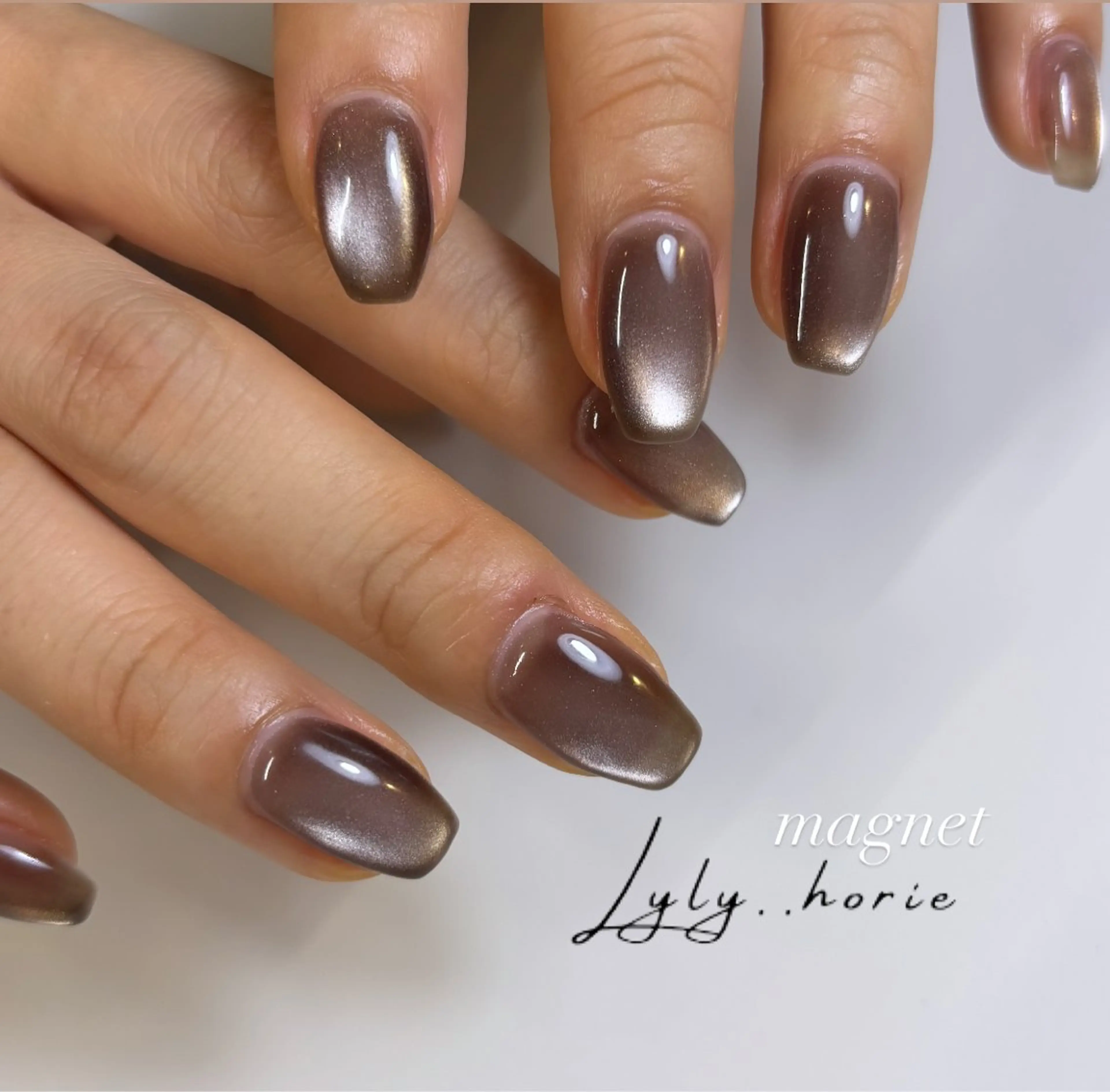 ネイル マグネットネイル LYLY yukiのネイルデザイン