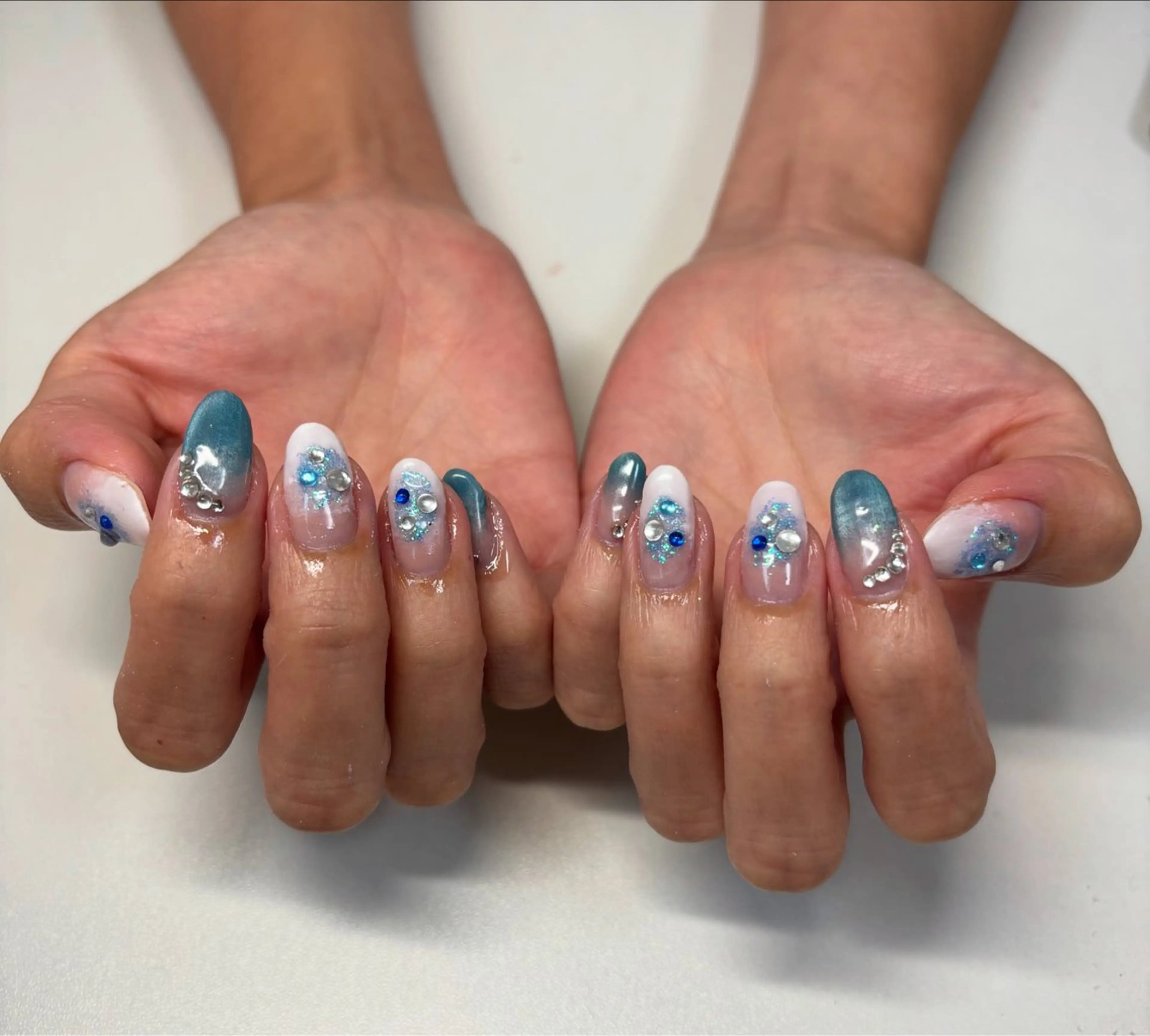 ネイル ハンドネイル アステリ所属・猪俣 亜子のネイルデザイン