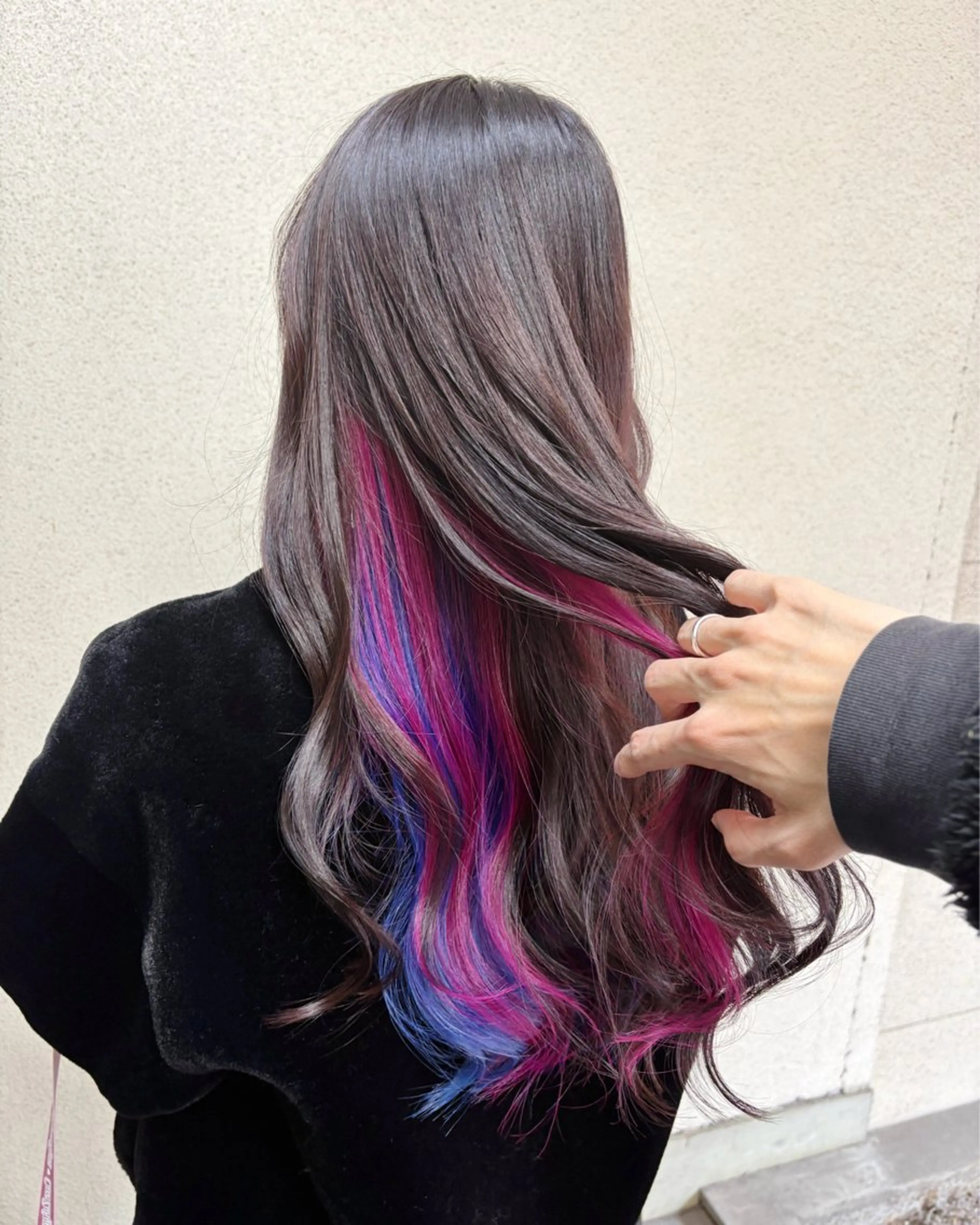 カラー ブリーチ ブルーカラー ケアブリーチ インナーカラー ピンクカラー カット ヘアカラー 高橋 佑のヘアスタイル