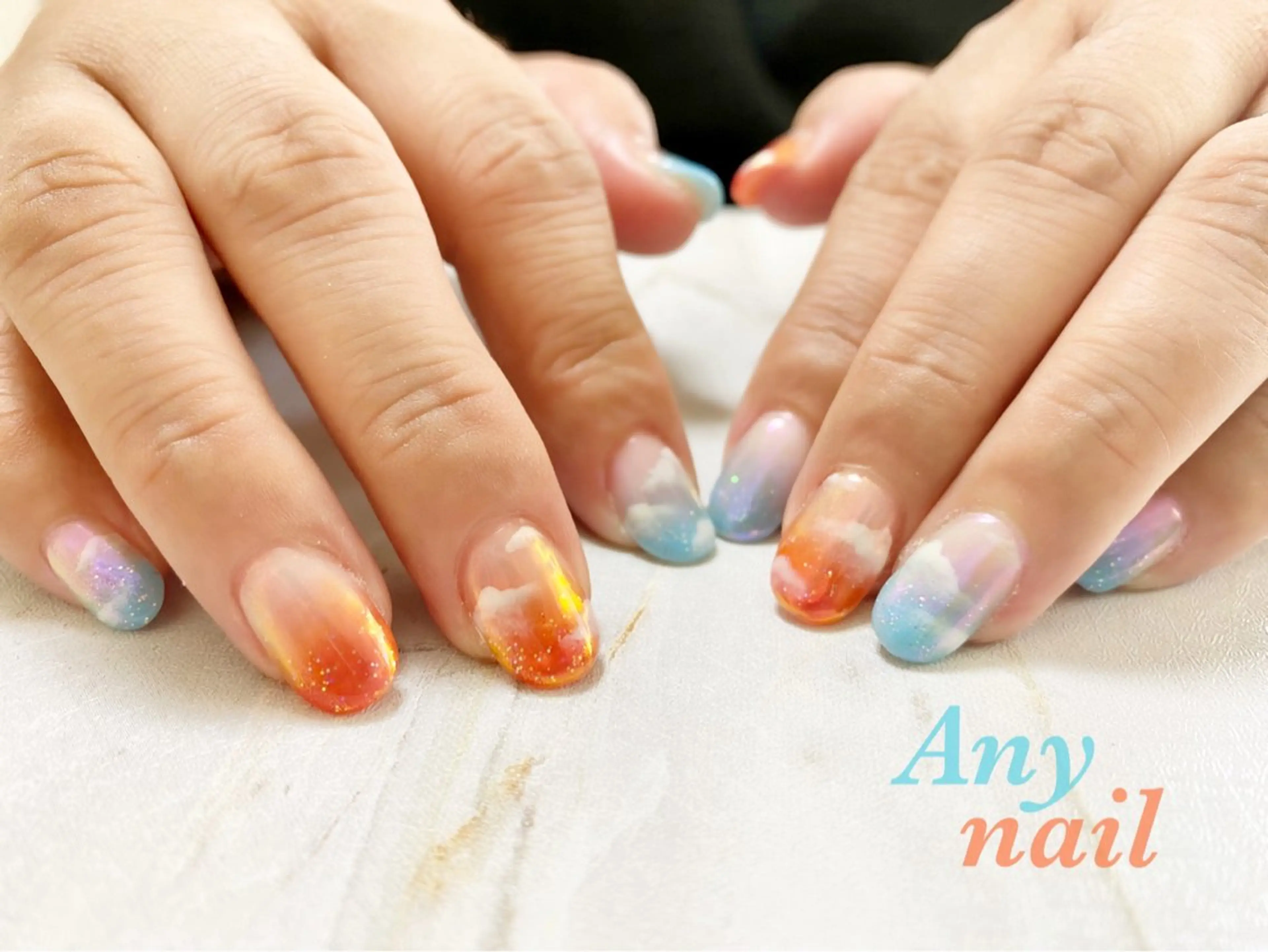 ネイル オーロラネイル ブルー グラデーション ハンドネイル 岩澤 恵子のネイルデザイン
