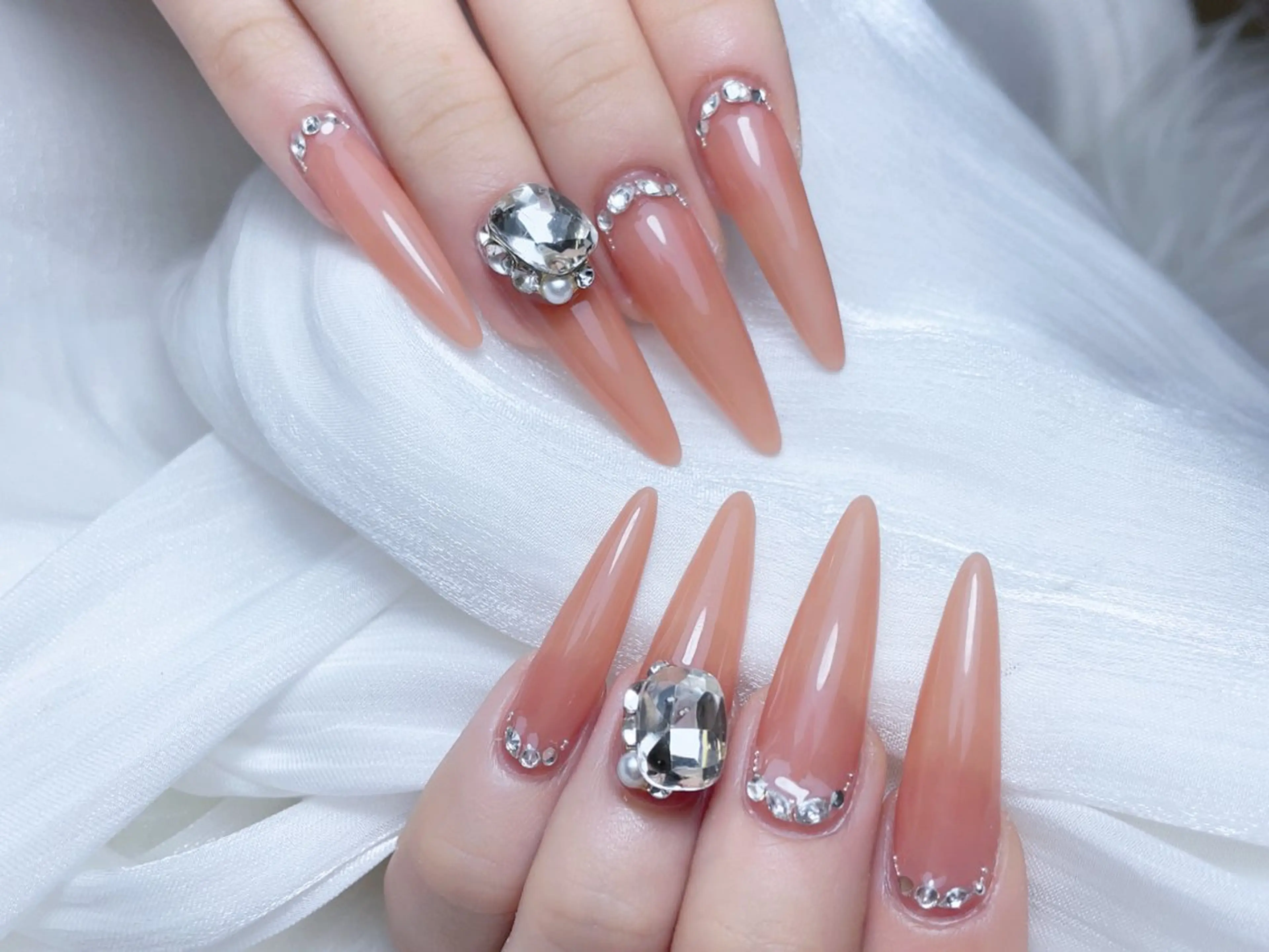 ネイル ハンドネイル M🌷nail 長さだし専門店のネイルデザイン