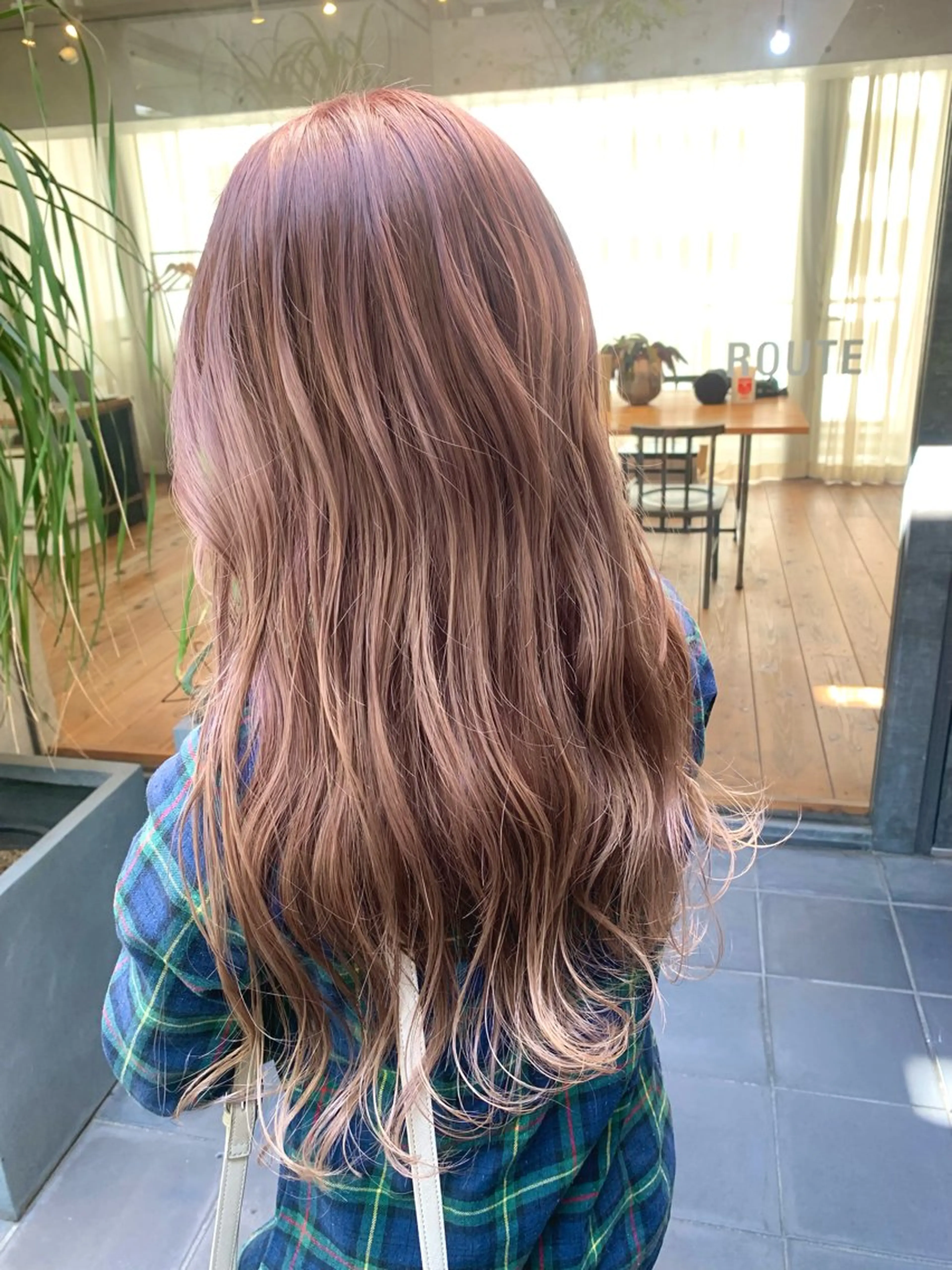 ロング 西岡 優太のヘアスタイル