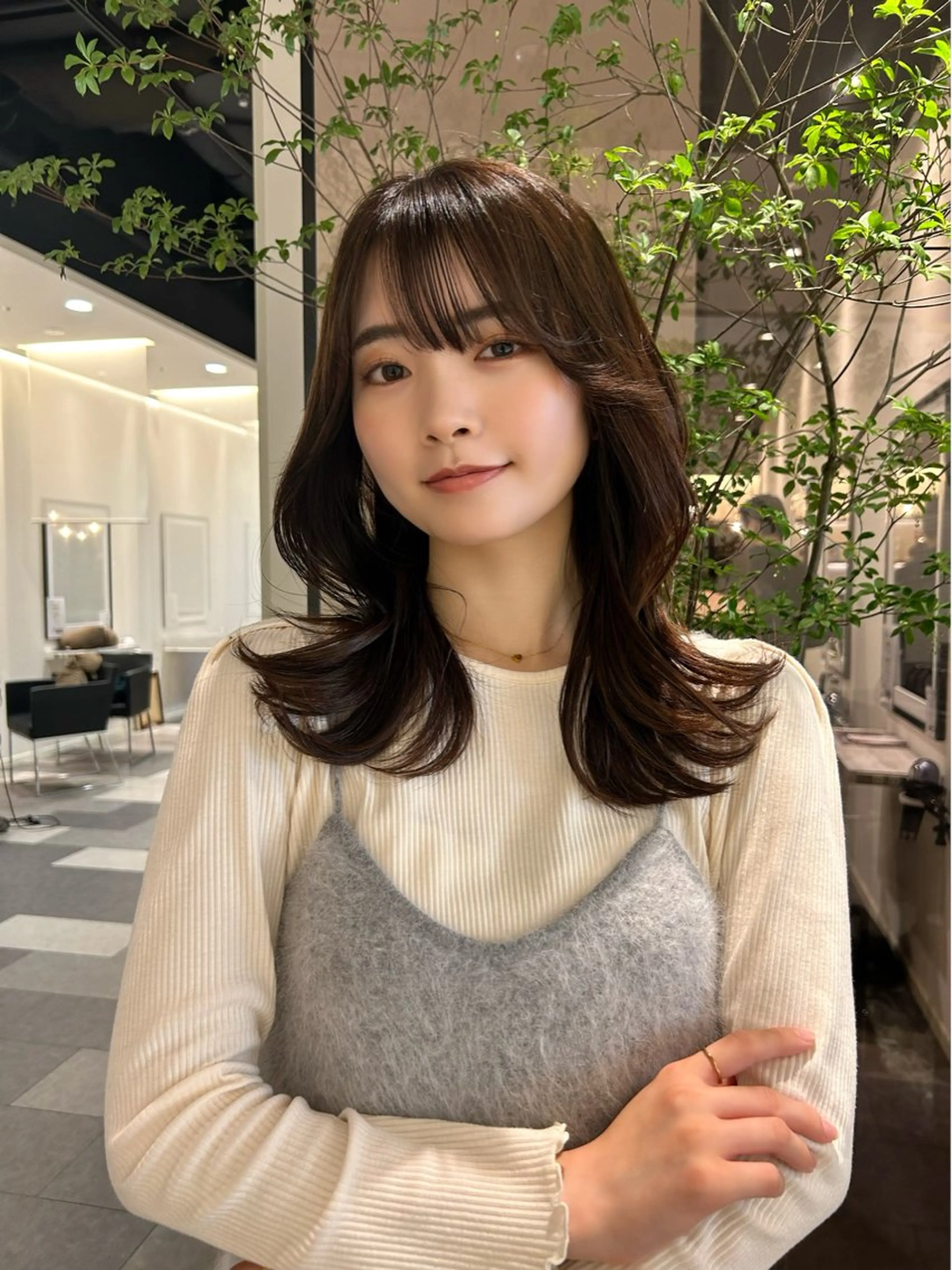 セミロング ボブ くびれヘア 韓国風ヘア 外ハネヘア 縮毛矯正 美髪矯正/ 伊藤 更のヘアスタイル