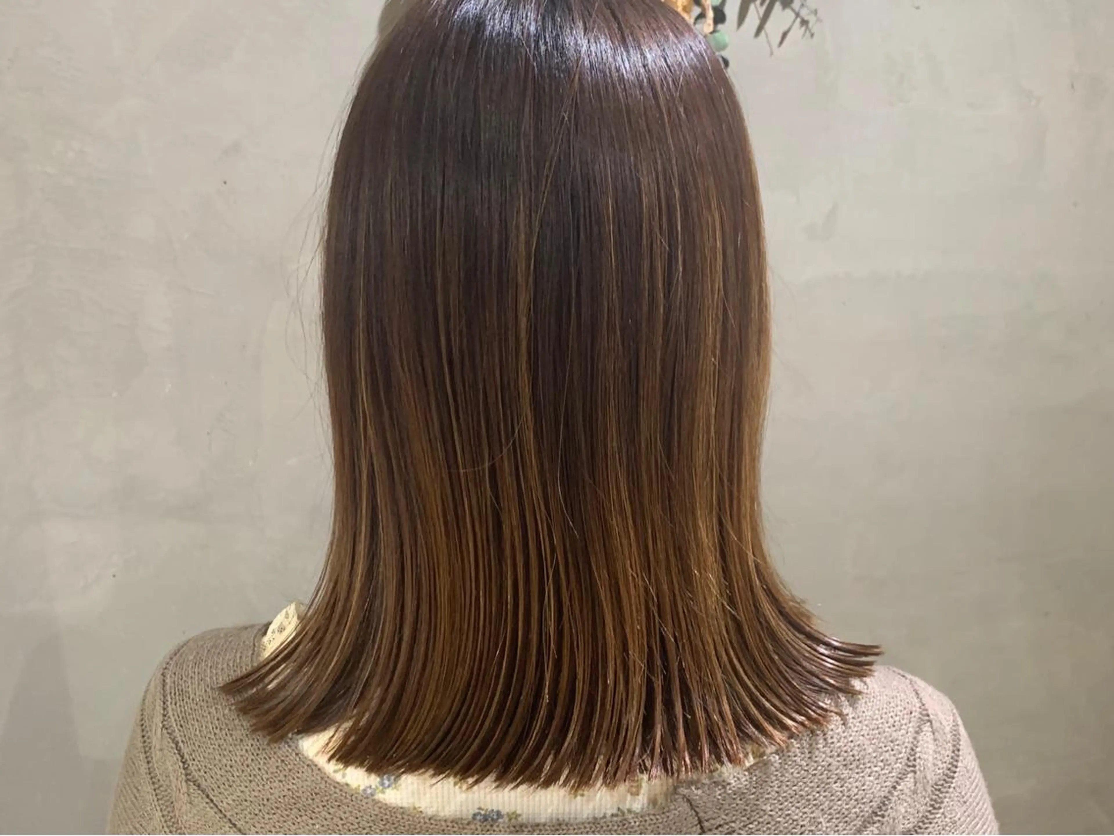 ミディアム GO TODAY  SHAIR SALON 梅田NU茶屋町店所属・田中成美/レイヤー カット/透明感カラーのヘアスタイル