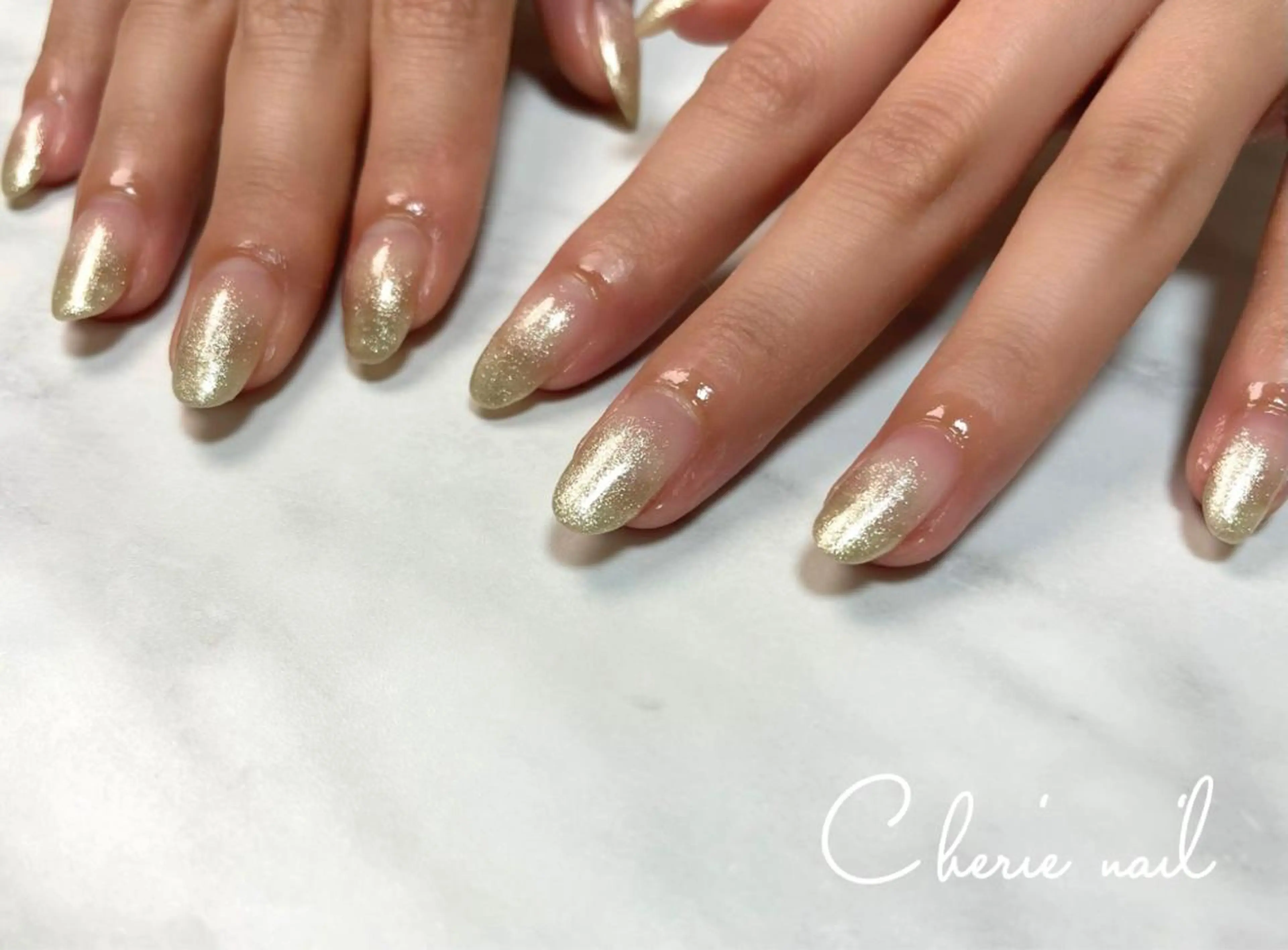 ネイル ゴールド ラメ(グリッター) ハンドネイル Cherienail yunaのネイルデザイン