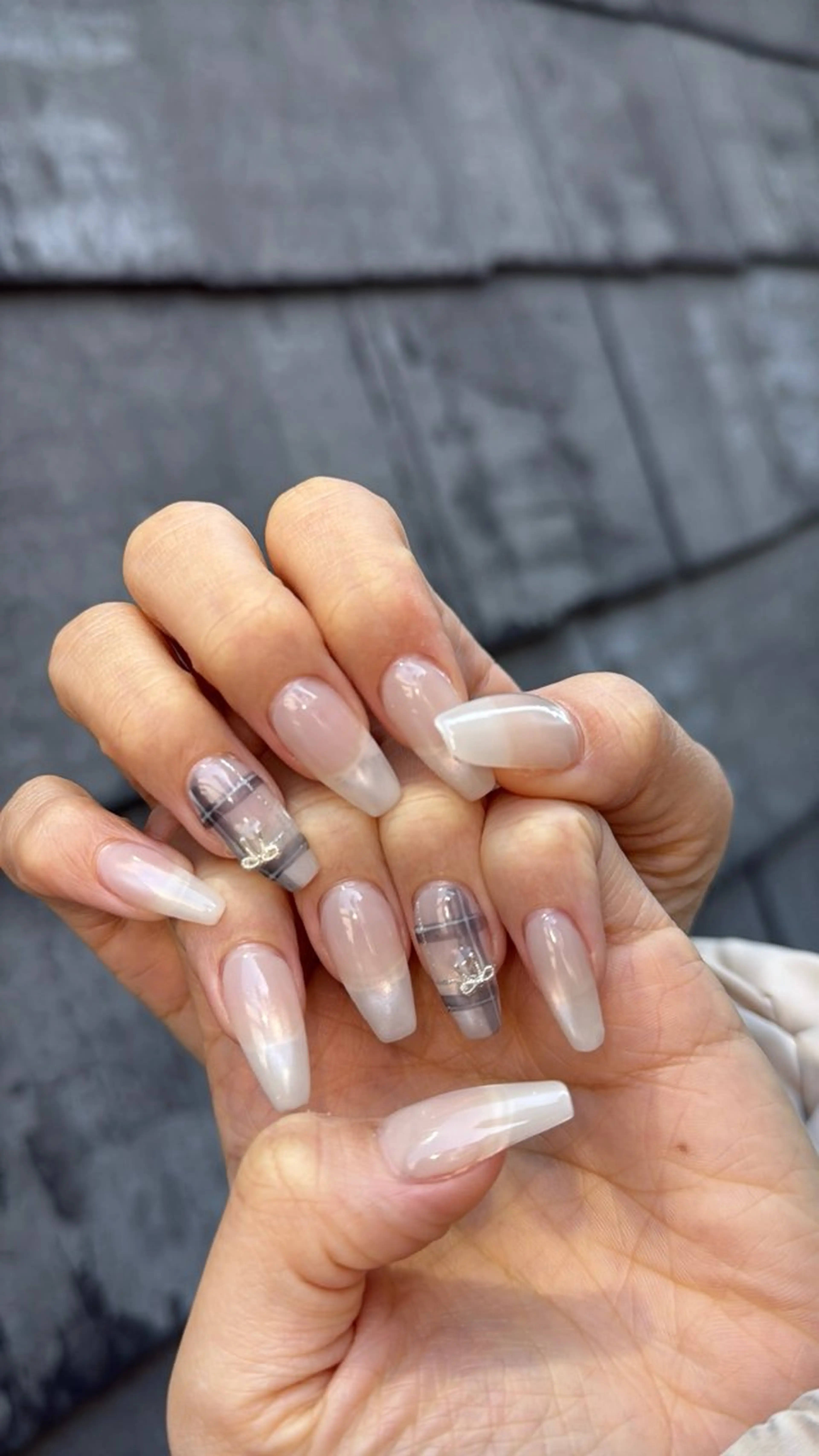 ネイル フラッシュネイル フットネイル フレンチネイル 韓国ネイル マグネットネイル ハンドネイル SAKU  nail[サクネイル]所属・SAKU nail 作島茜のネイルデザイン