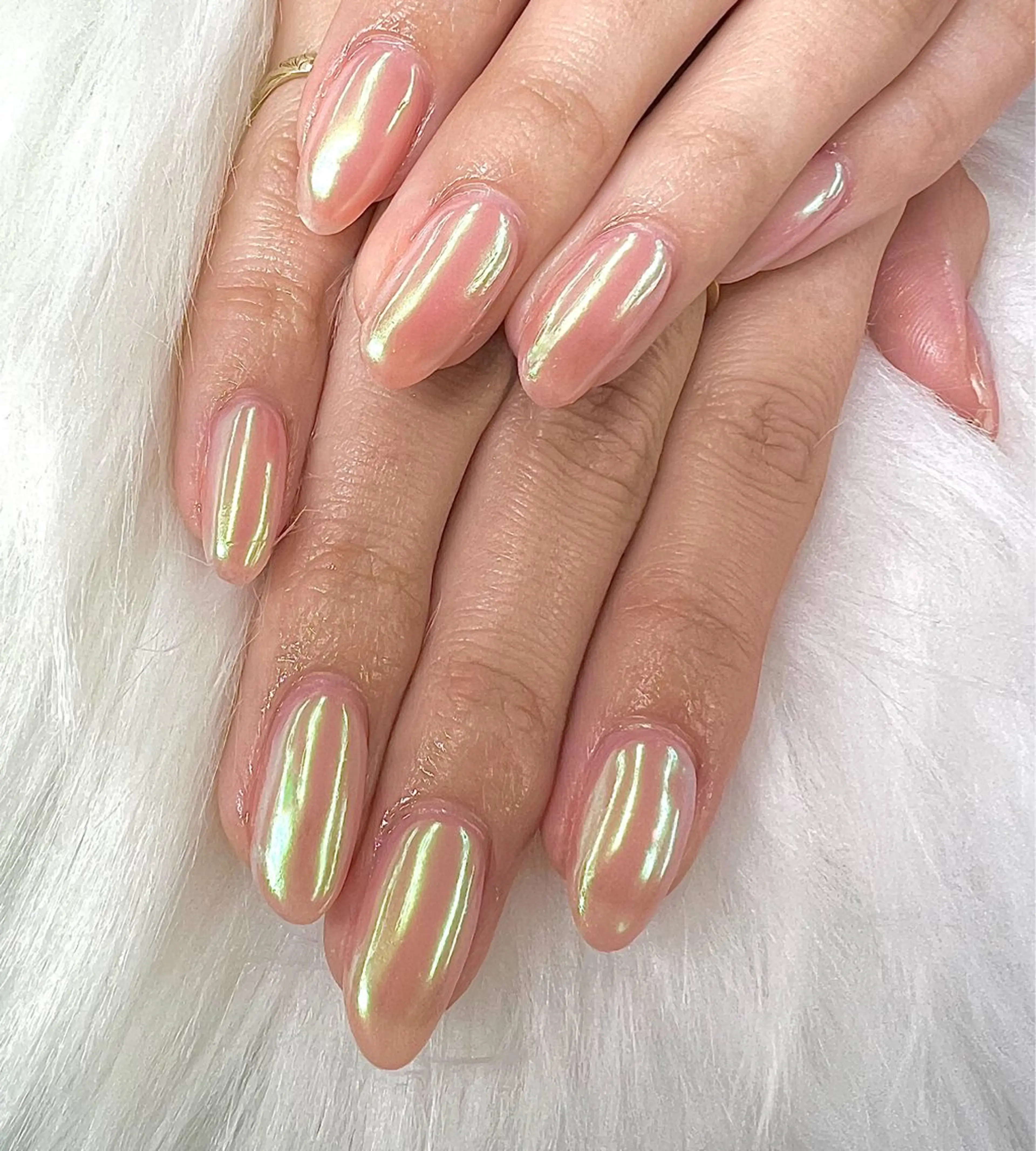 ネイル オーロラネイル ピンク 春ネイル 🫧💜 Yoshizawaのネイルデザイン