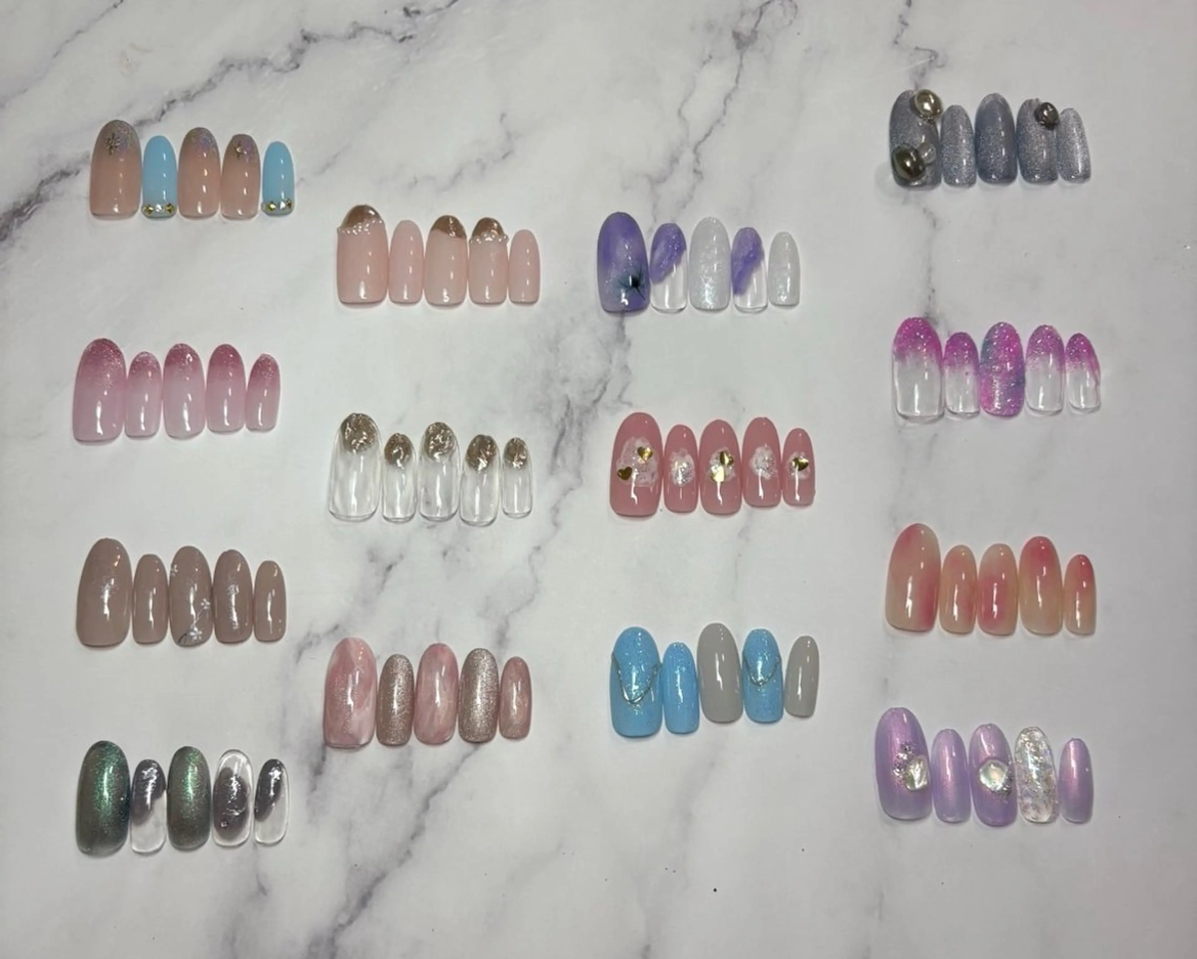 ネイル 三輪 彩美春のネイルデザイン