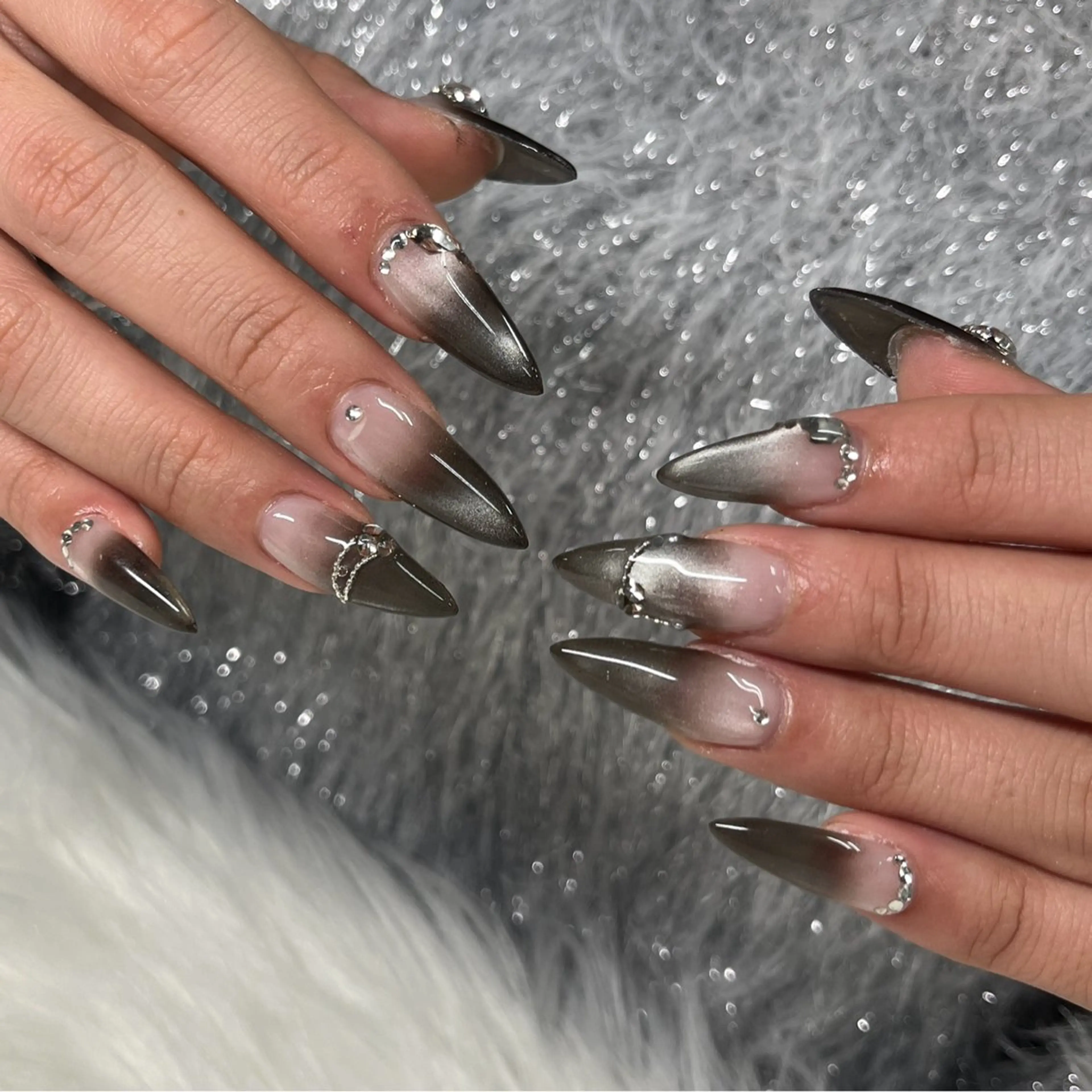 ネイル ハンドネイル tener 🩷yua🩷のネイルデザイン