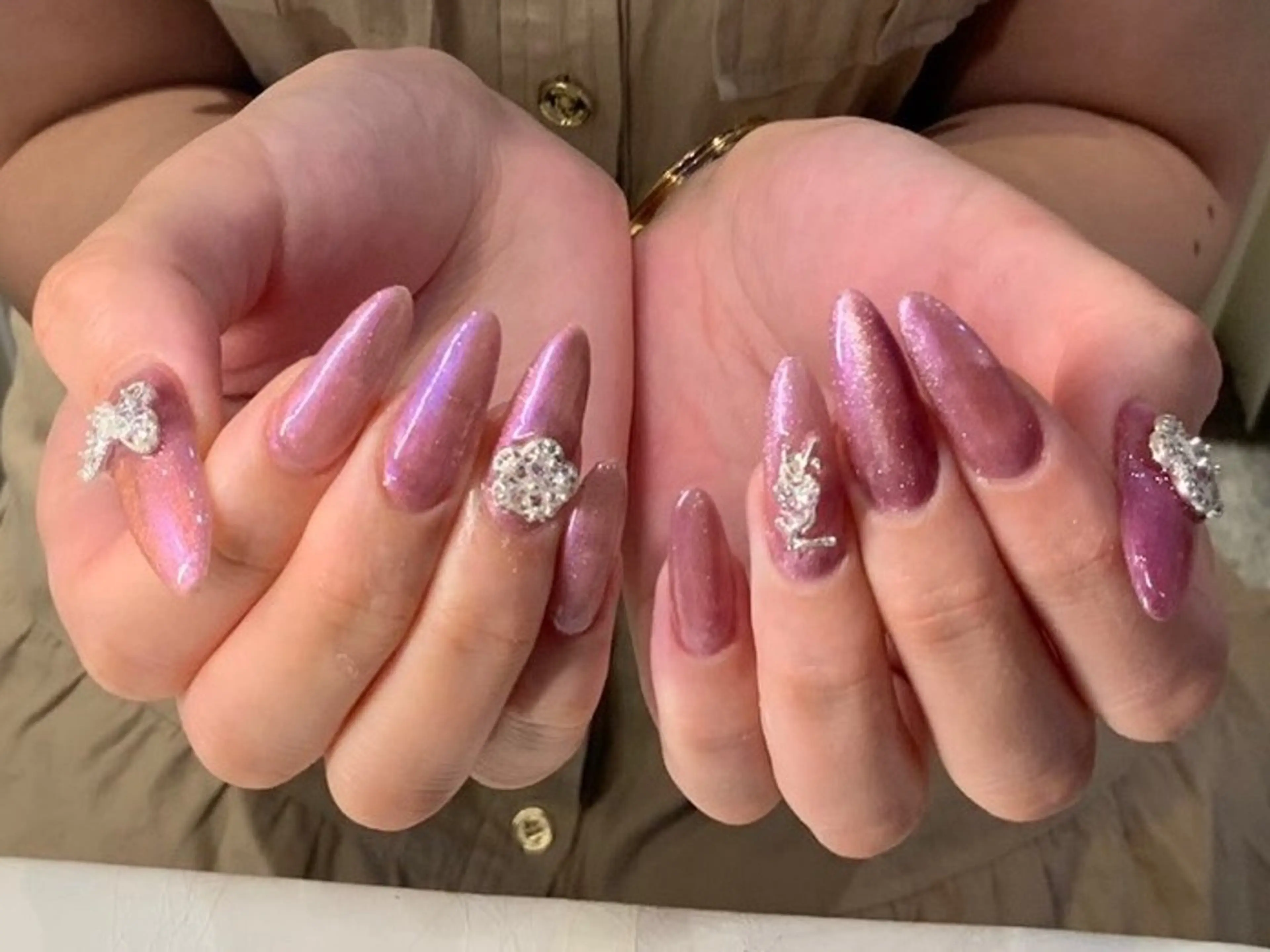 ネイル MIGHTY COLORのネイルデザイン