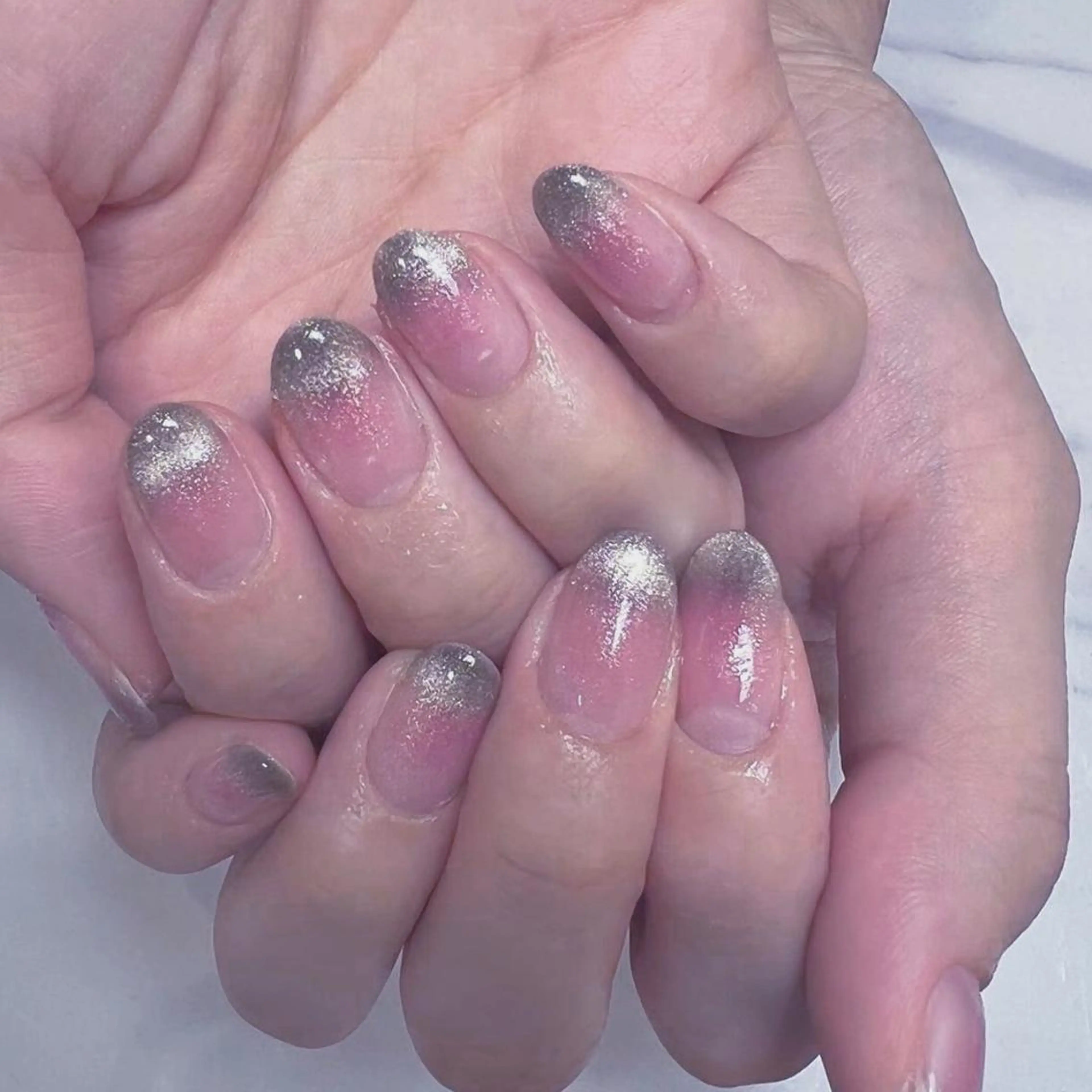 ネイル アートネイル オーロラネイル ガーリー キラキラネイル 韓国ネイル ハンドネイル ハンドケア Diamond 🚢のネイルデザイン