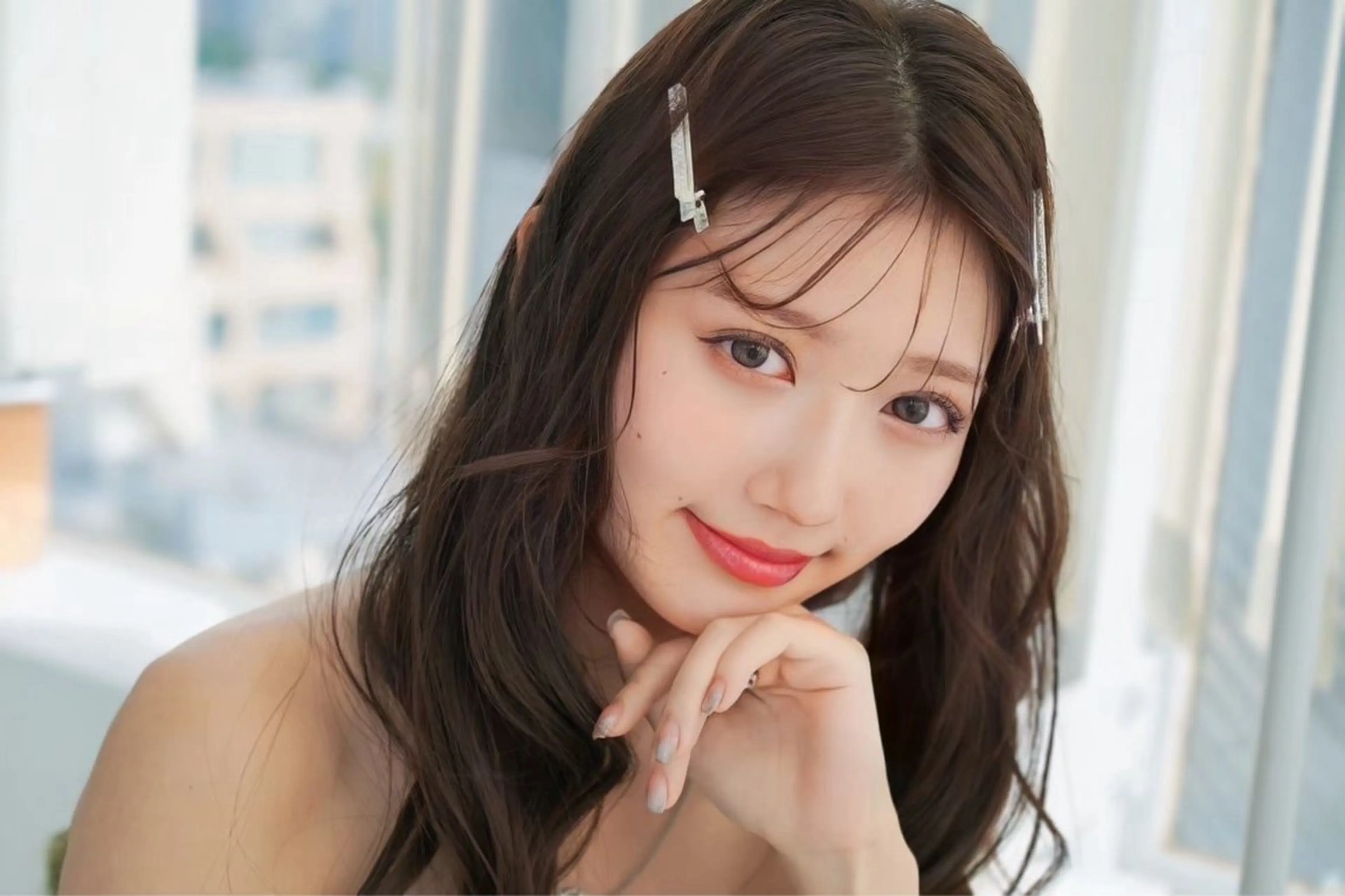 ロング 顔まわりレイヤー レイヤーカット カット ヘアカラー トリートメント 新宿/韓国レイヤー/ 顔周りカット松本美晴のヘアスタイル