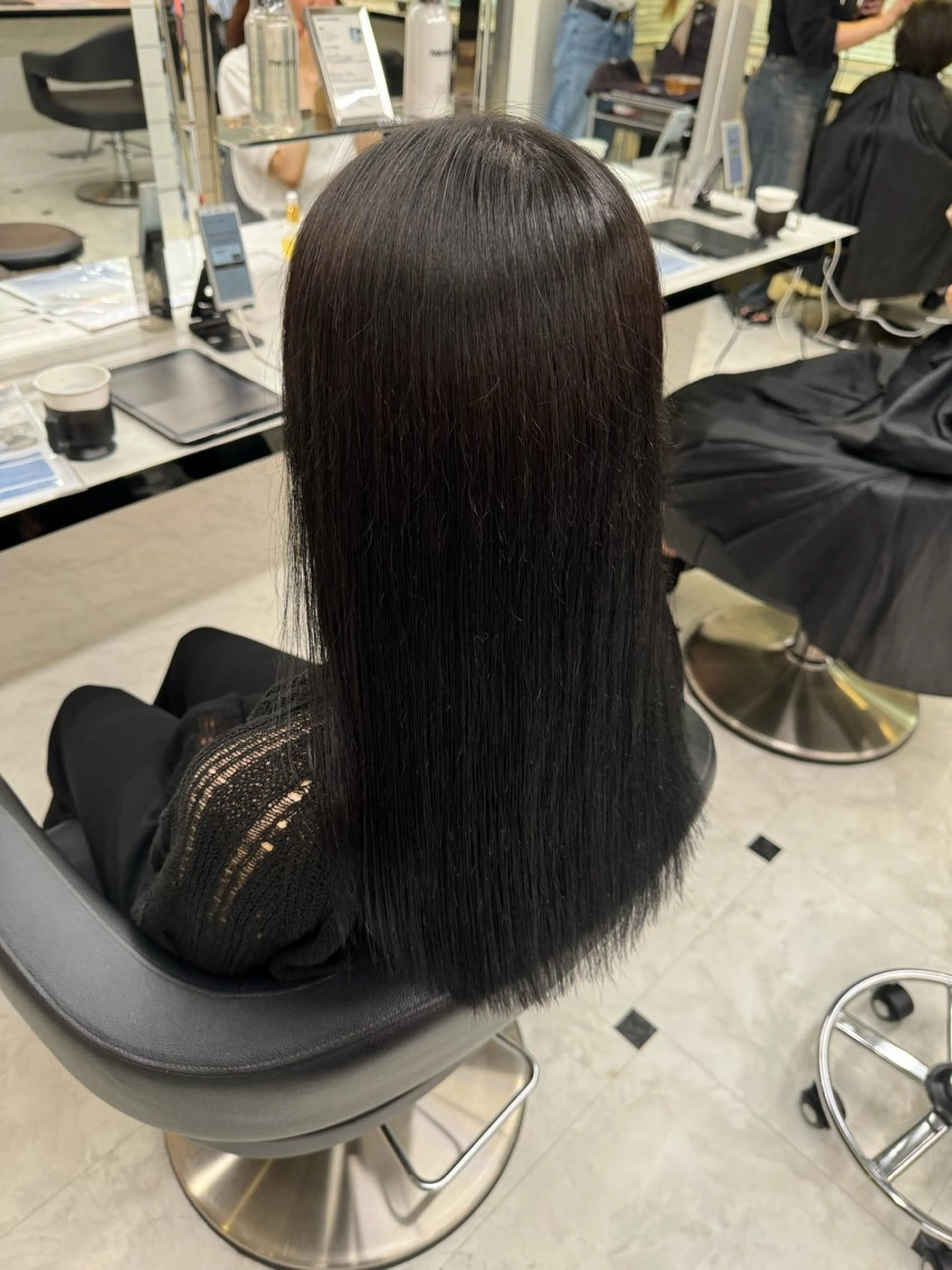 ロング カラー ヘアアレンジ ブリーチ 🥀レイヤー×ハイト ーントレンドヘア🥀のヘアスタイル