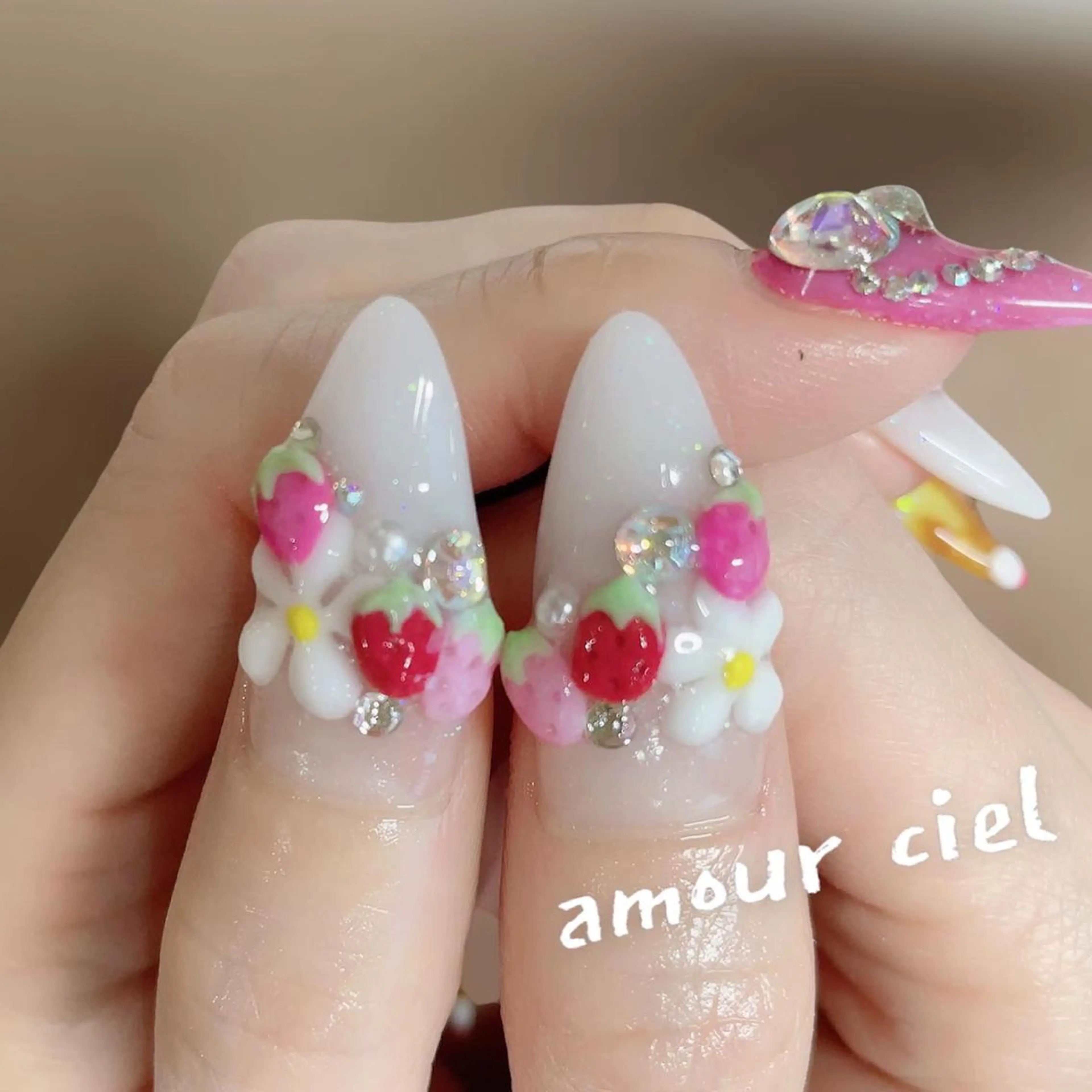 ネイル amour ciel所属・amour ciel あゆみ…☺︎のネイルデザイン