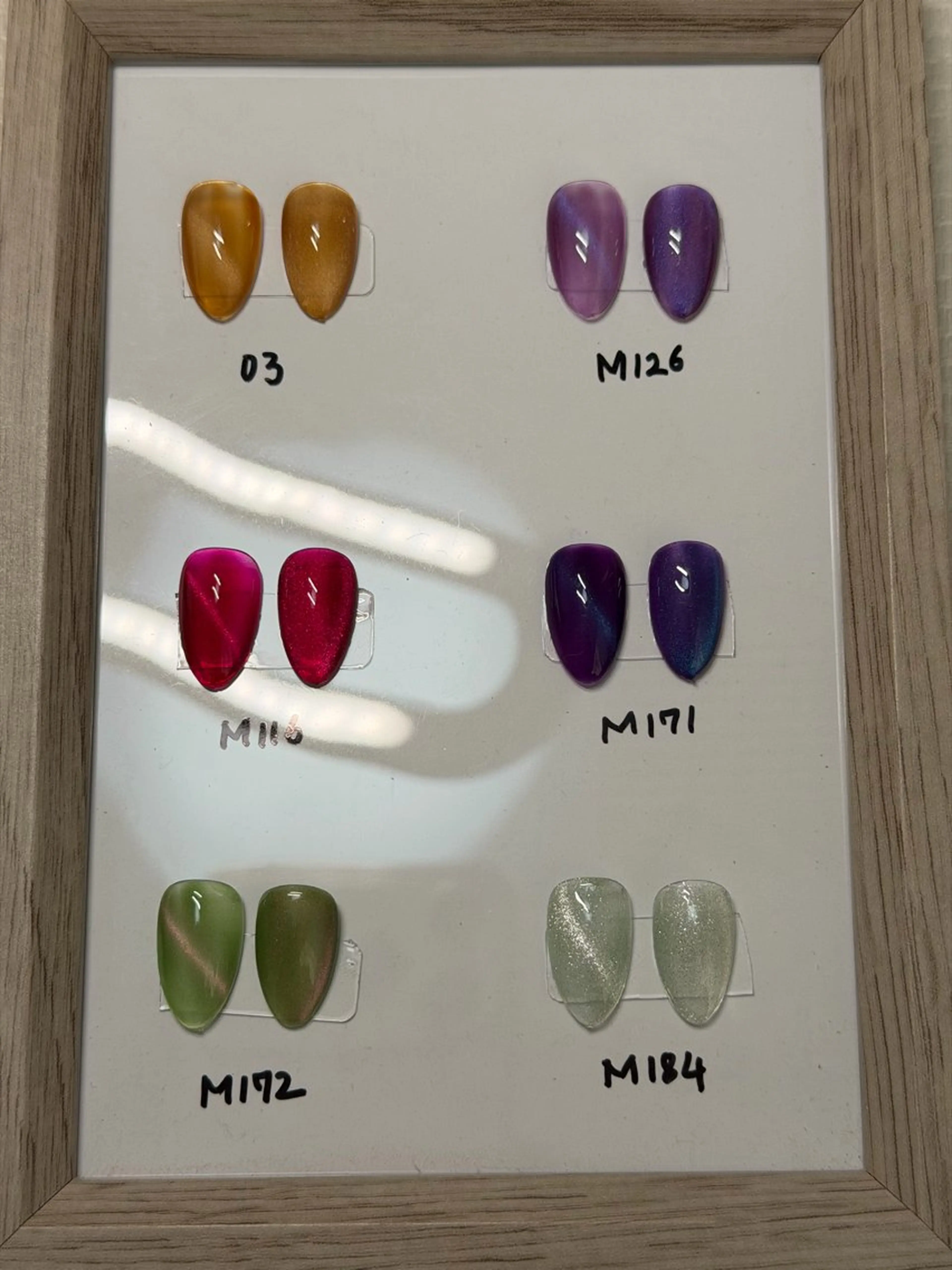 ネイル Tinails所属・Tinails (ティナネイル)のネイルデザイン