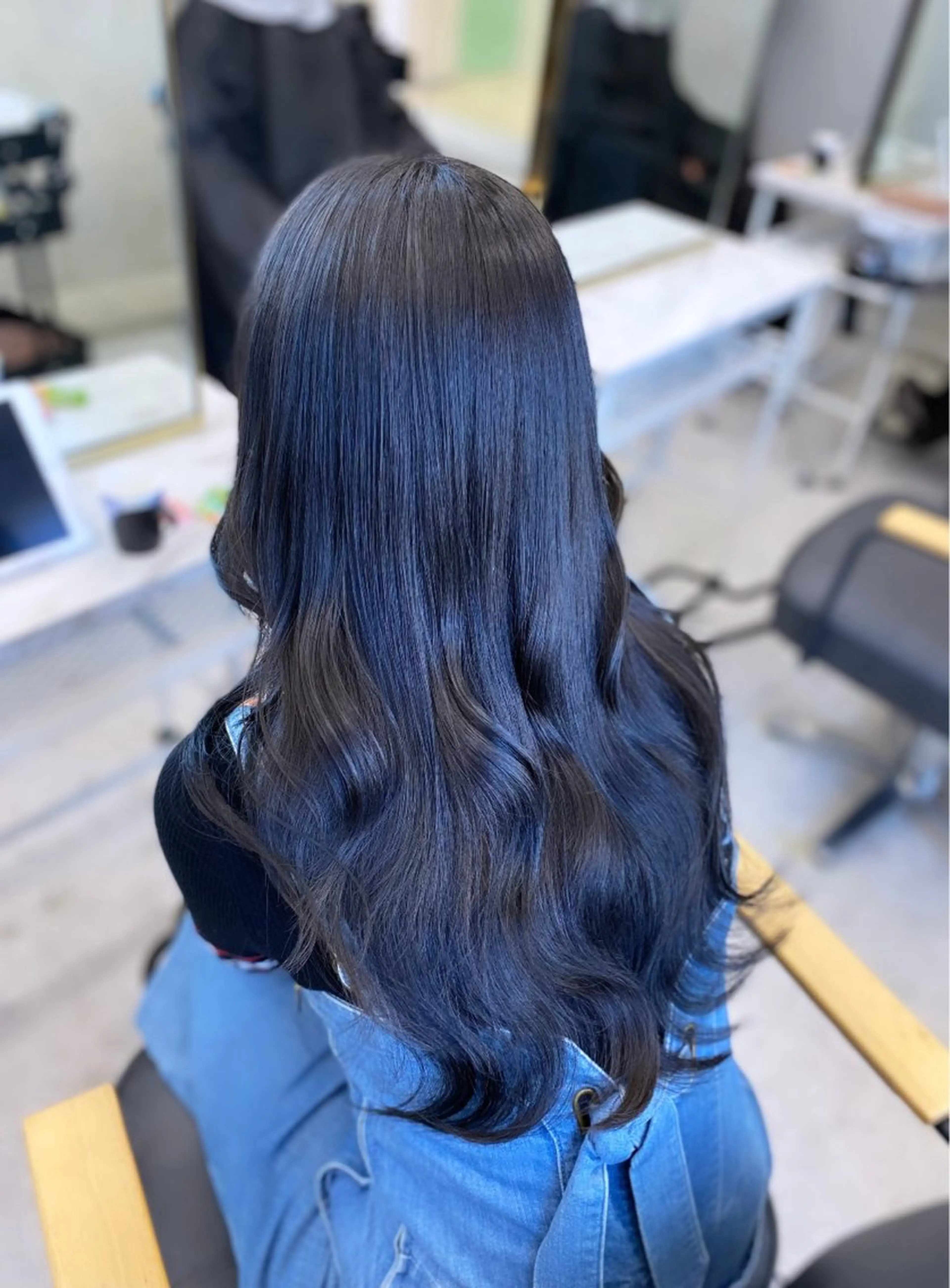 ロング ヘアカラー AKANE 【zina新宿】のヘアスタイル