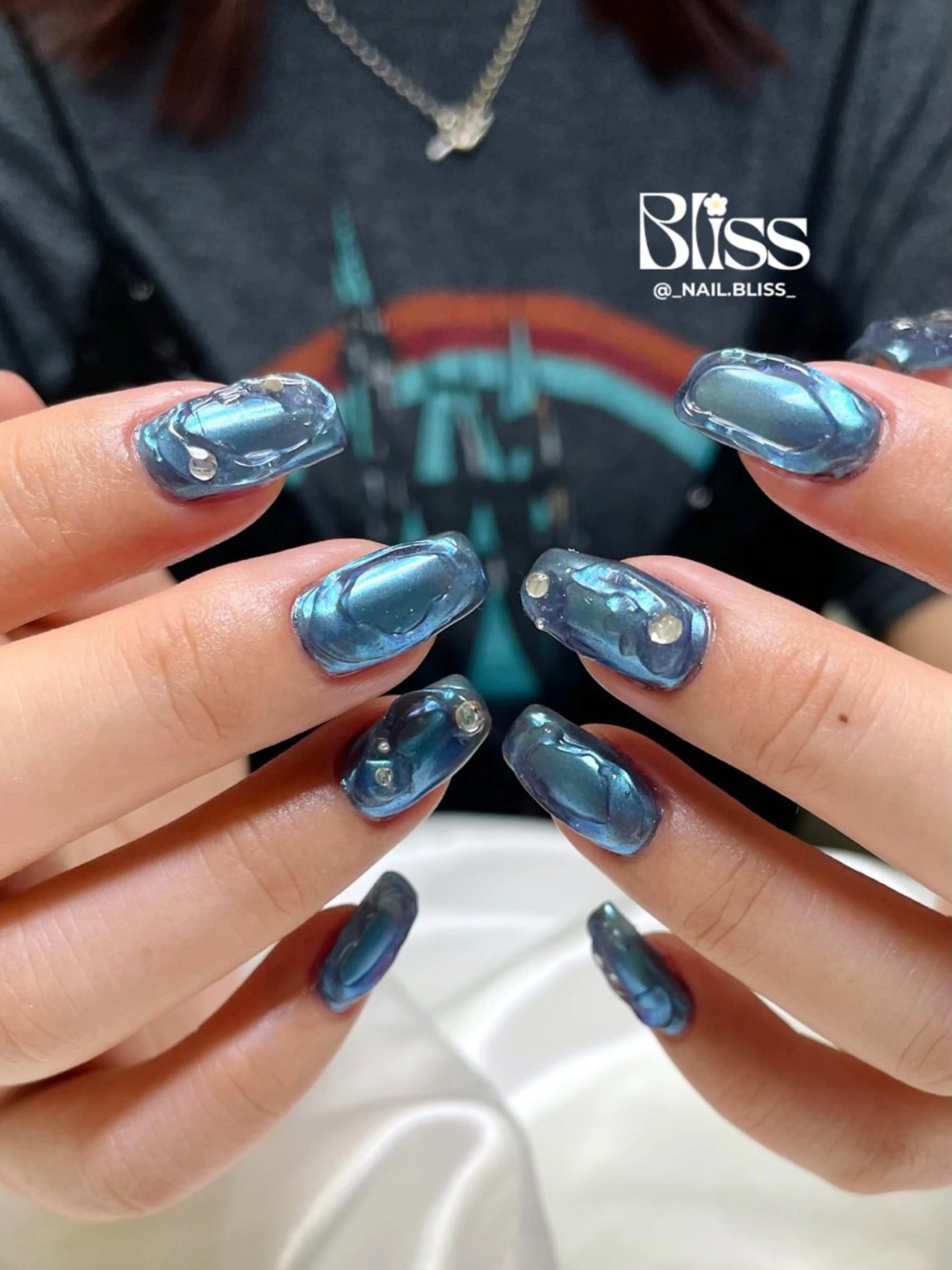 ネイル キラキラネイル ハンドネイル NAIL BLISSのネイルデザイン