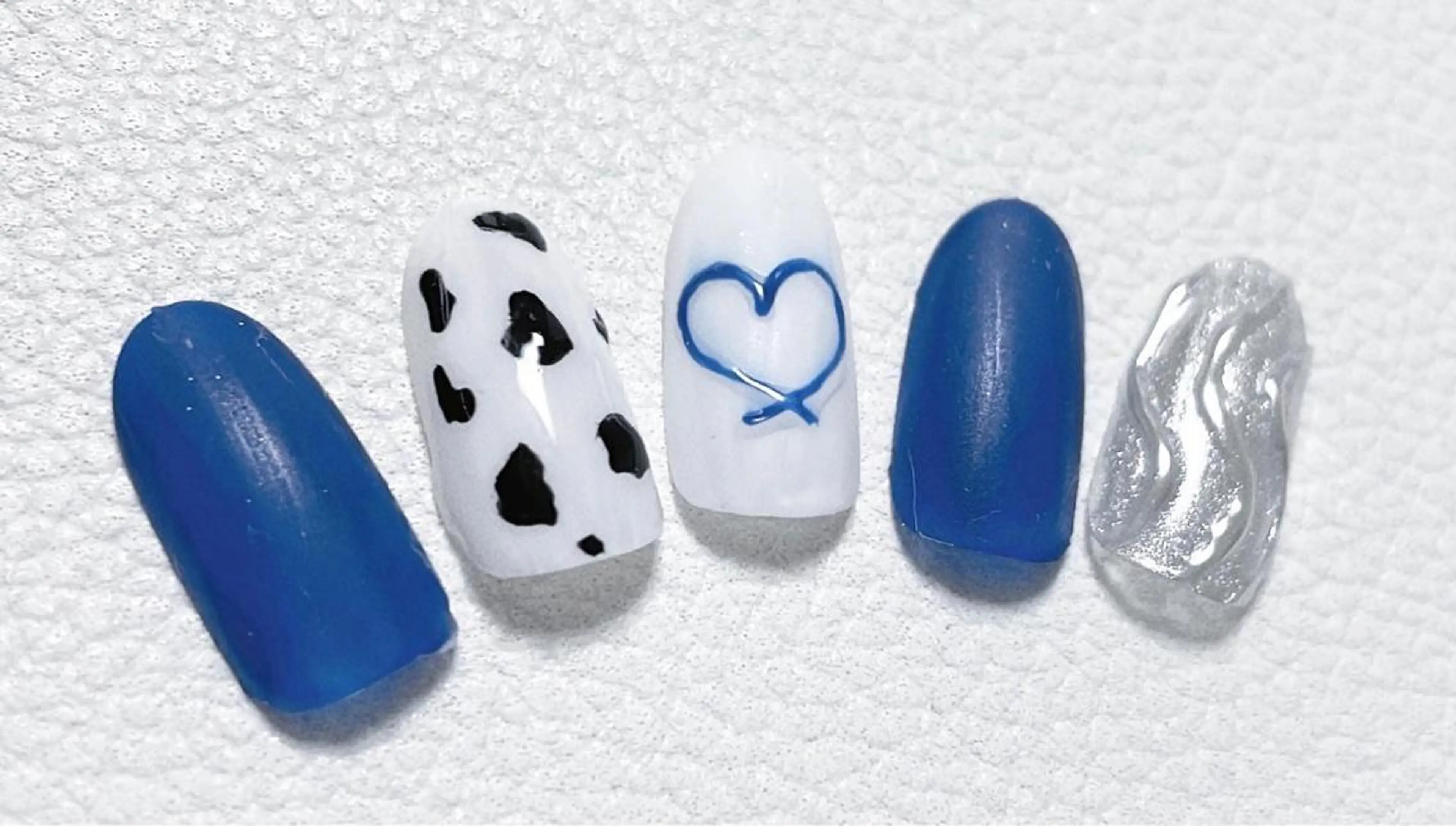 ネイル manis .のネイルデザイン