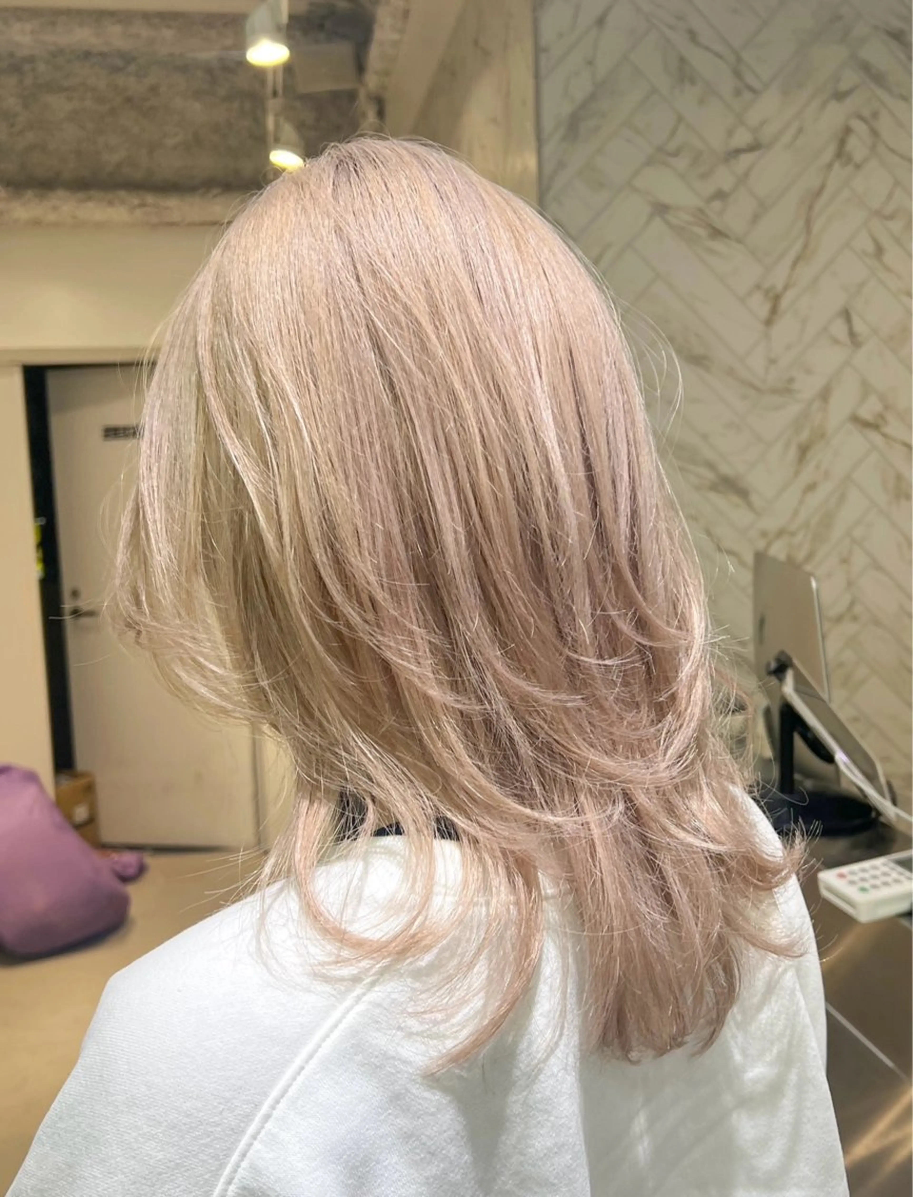 ミディアム カラー 艶ハイトーン‪‪🔆 ️️️安座間 希のヘアスタイル