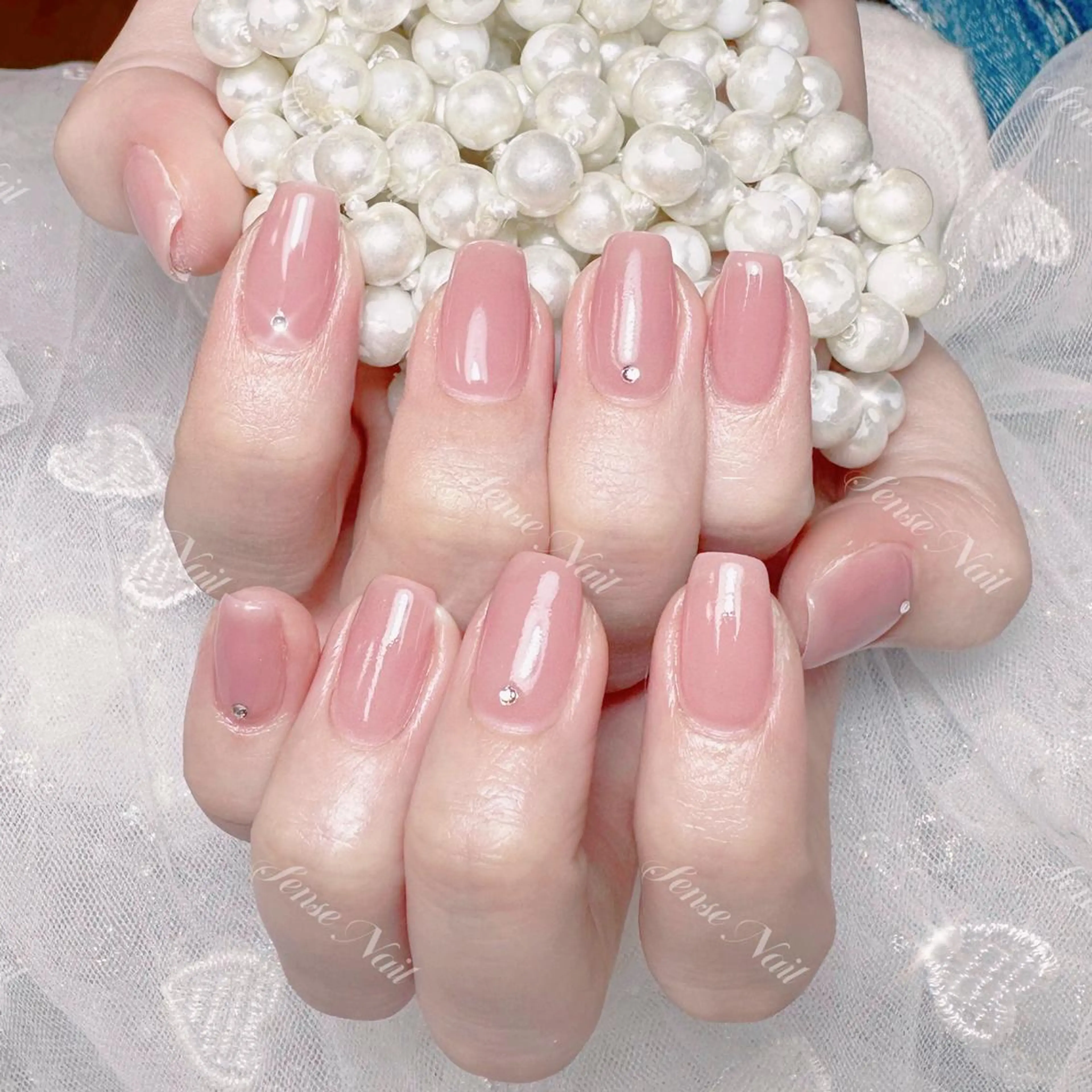 ネイル ストーンネイル ハンドネイル ハンドケア Feinn Ink💕のネイルデザイン