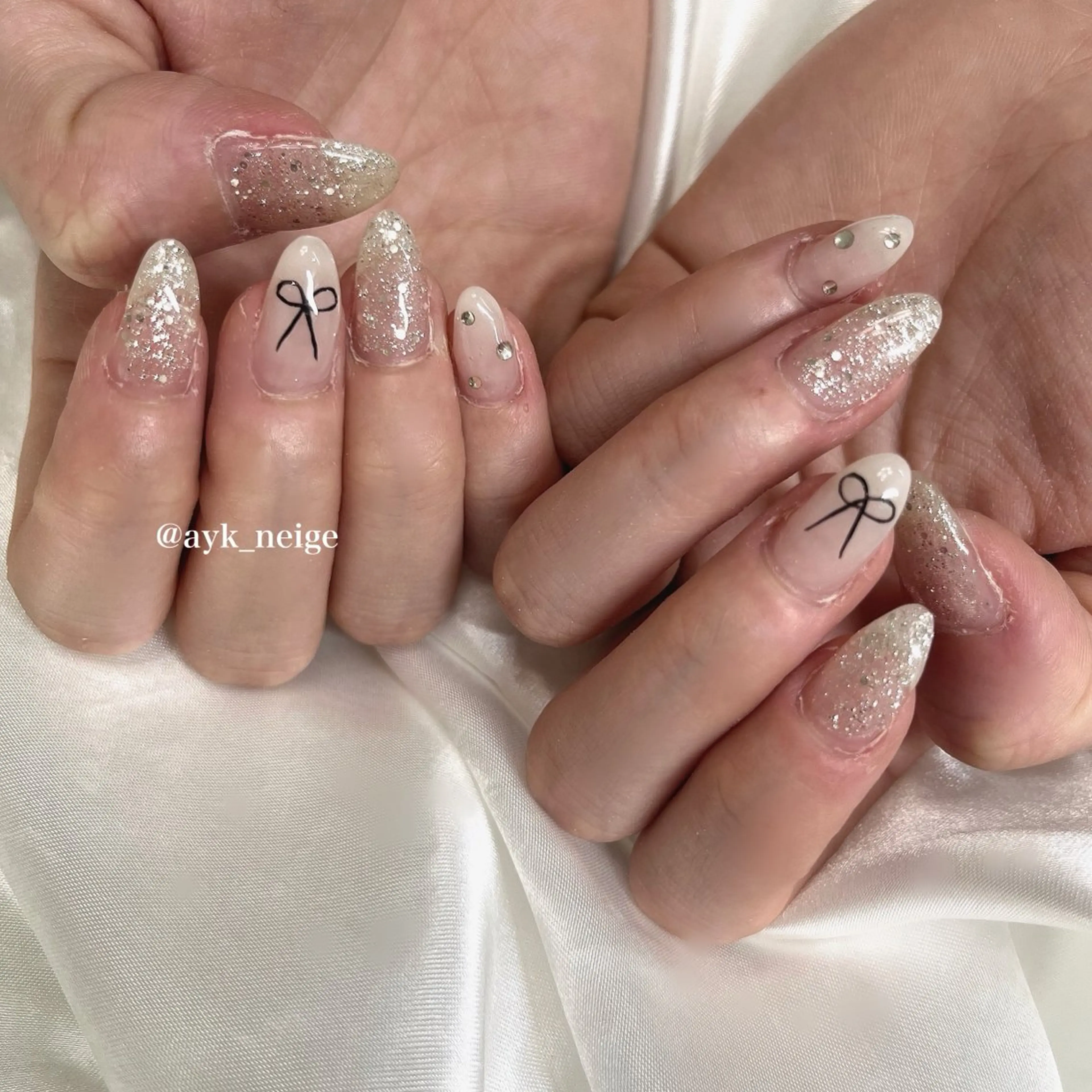 ネイル フットネイル キラキラネイル 韓国ネイル リボン シンプルネイル n'eige nail所属・大谷 綾香のネイルデザイン
