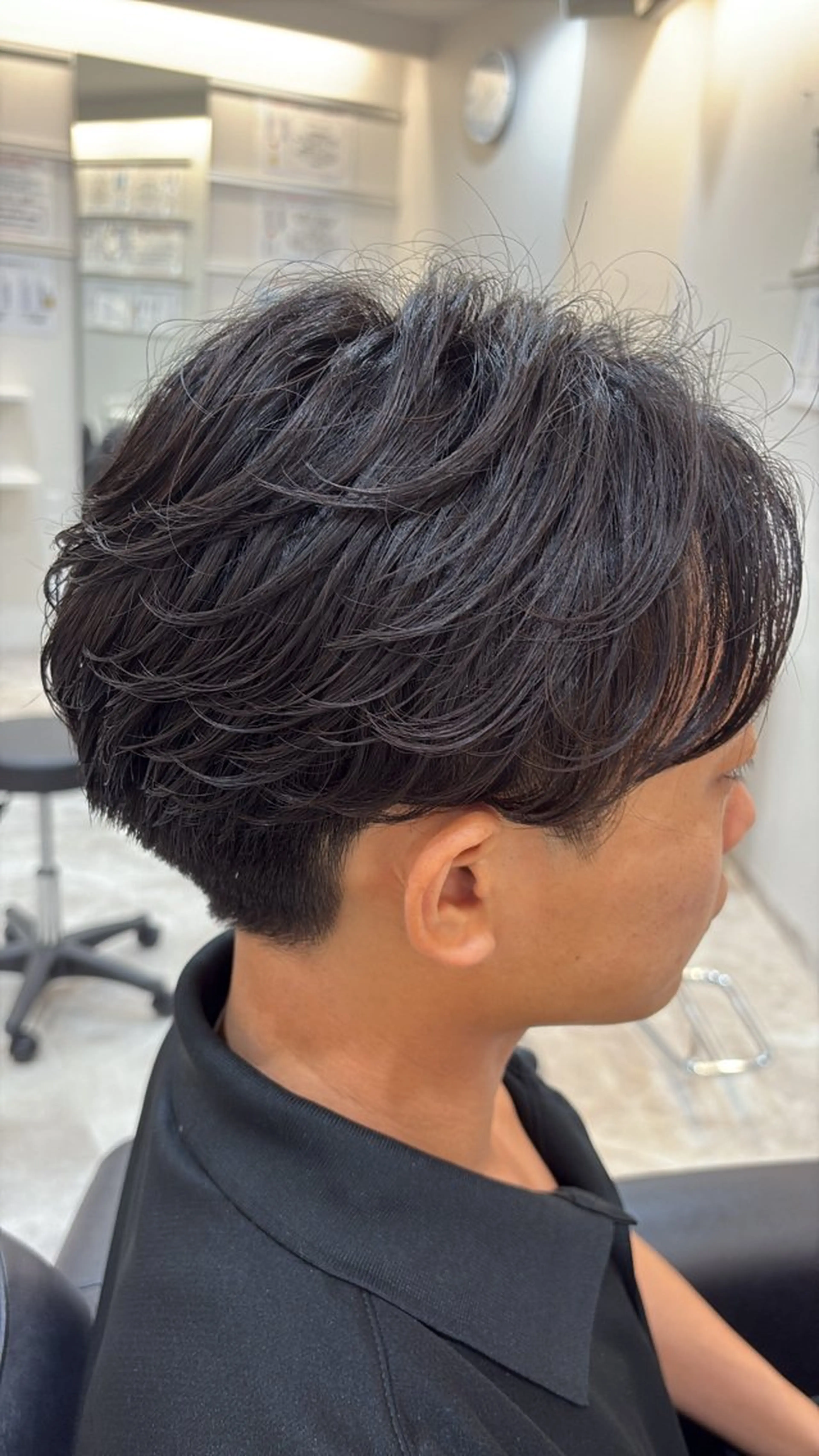 ミディアム ミディアムパーマ DAZZLE hair BLAST所属・池戸 晴也のヘアスタイル