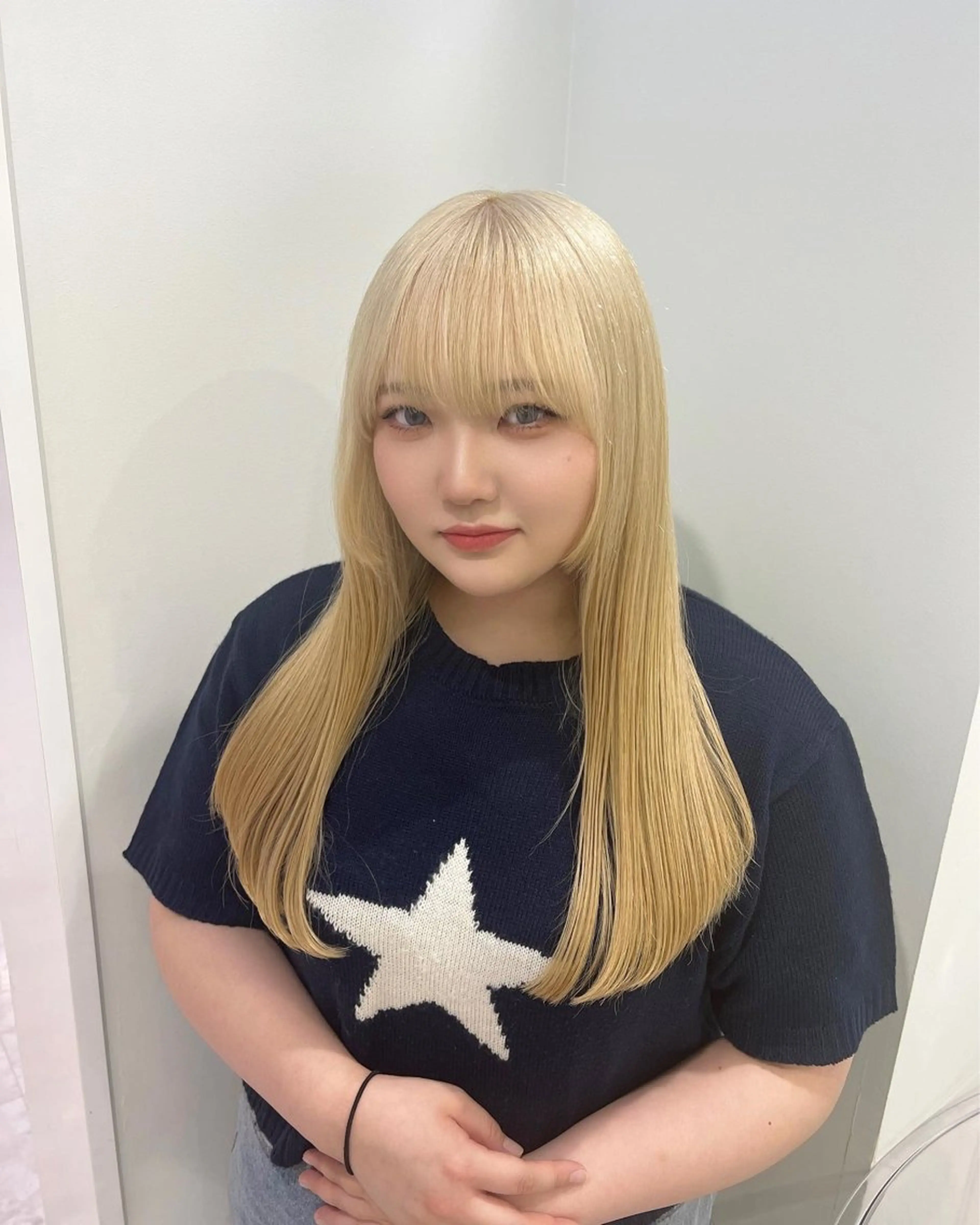 ロング カラー ブリーチ silly所属・レイヤーカットモデル 募集中　ukaのヘアスタイル