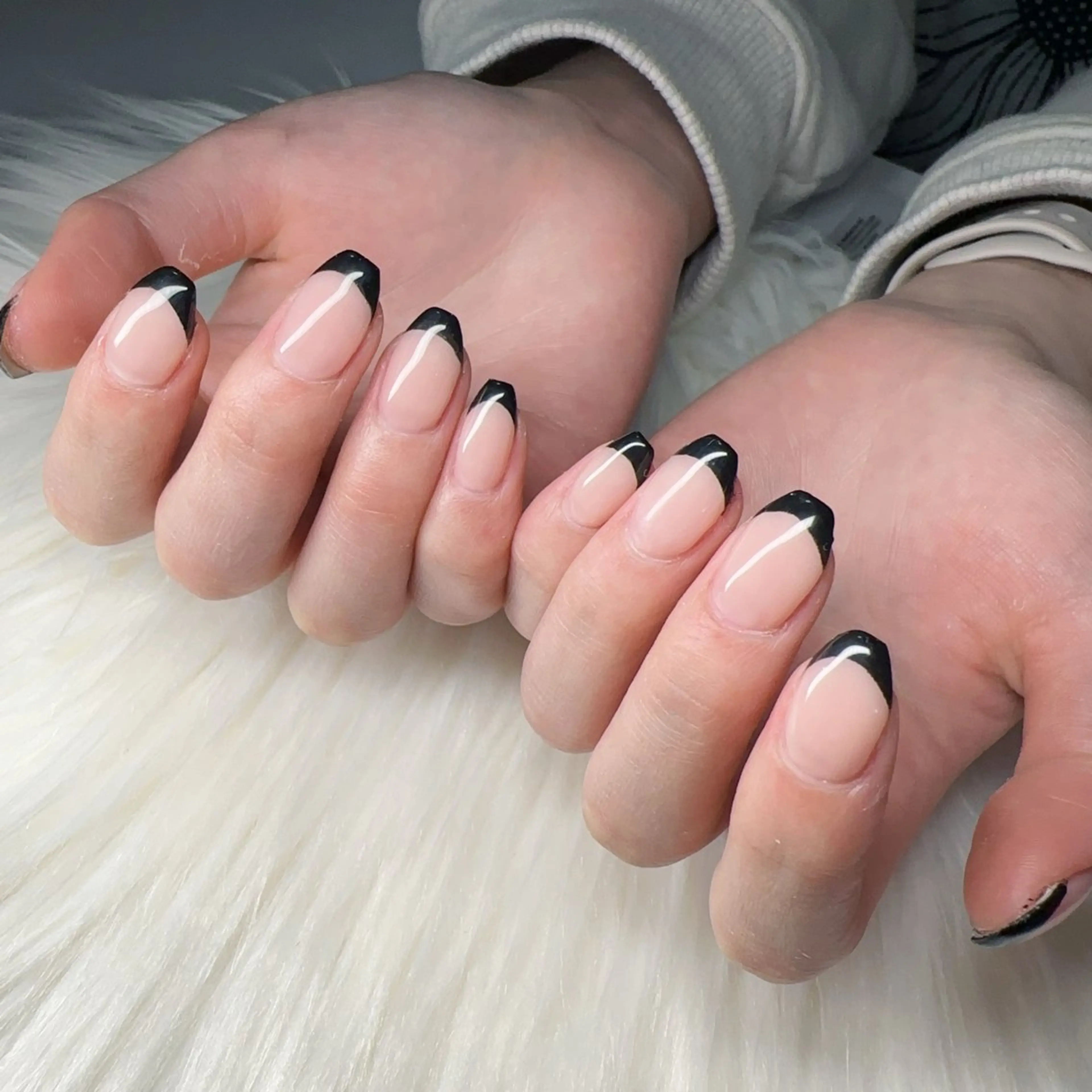 ネイル フレンチネイル Rnail. misatoのネイルデザイン