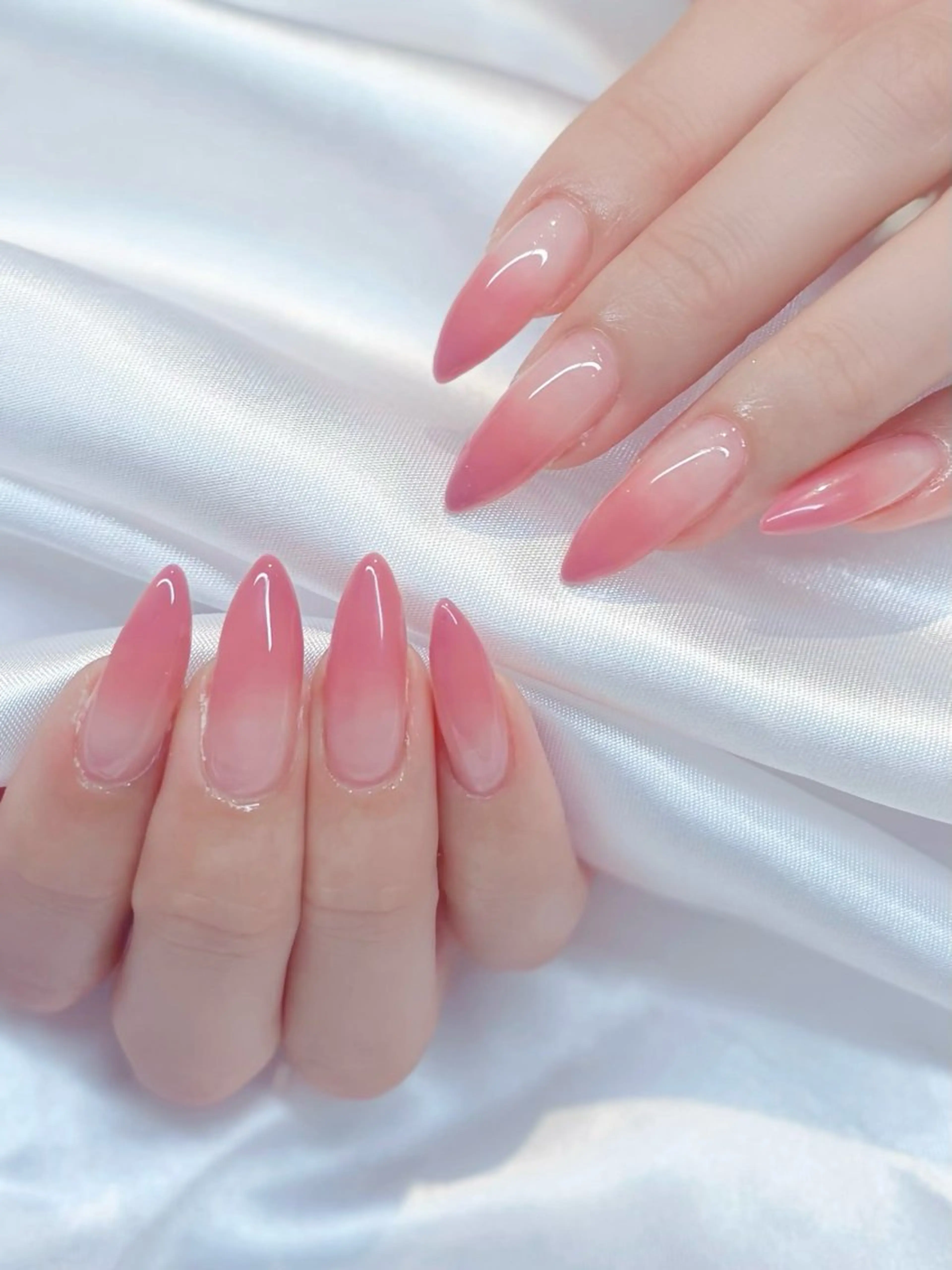 ネイル グラデーション シンプルネイル 春ネイル ハンドネイル Keli Nail 難波のネイルデザイン