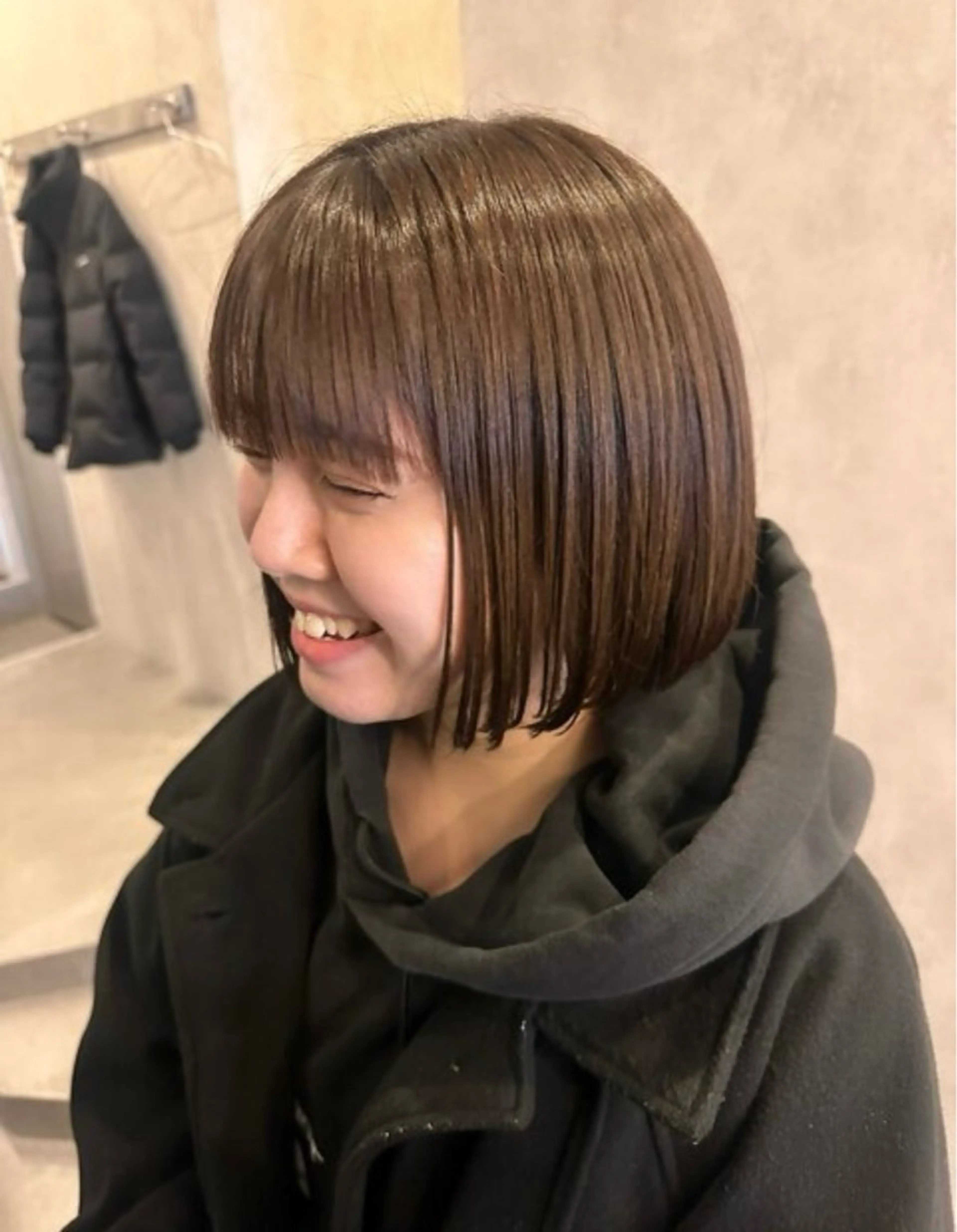 ショート アッシュ ヘアカラー ilu by  Atmos所属・近藤 叶大のヘアスタイル