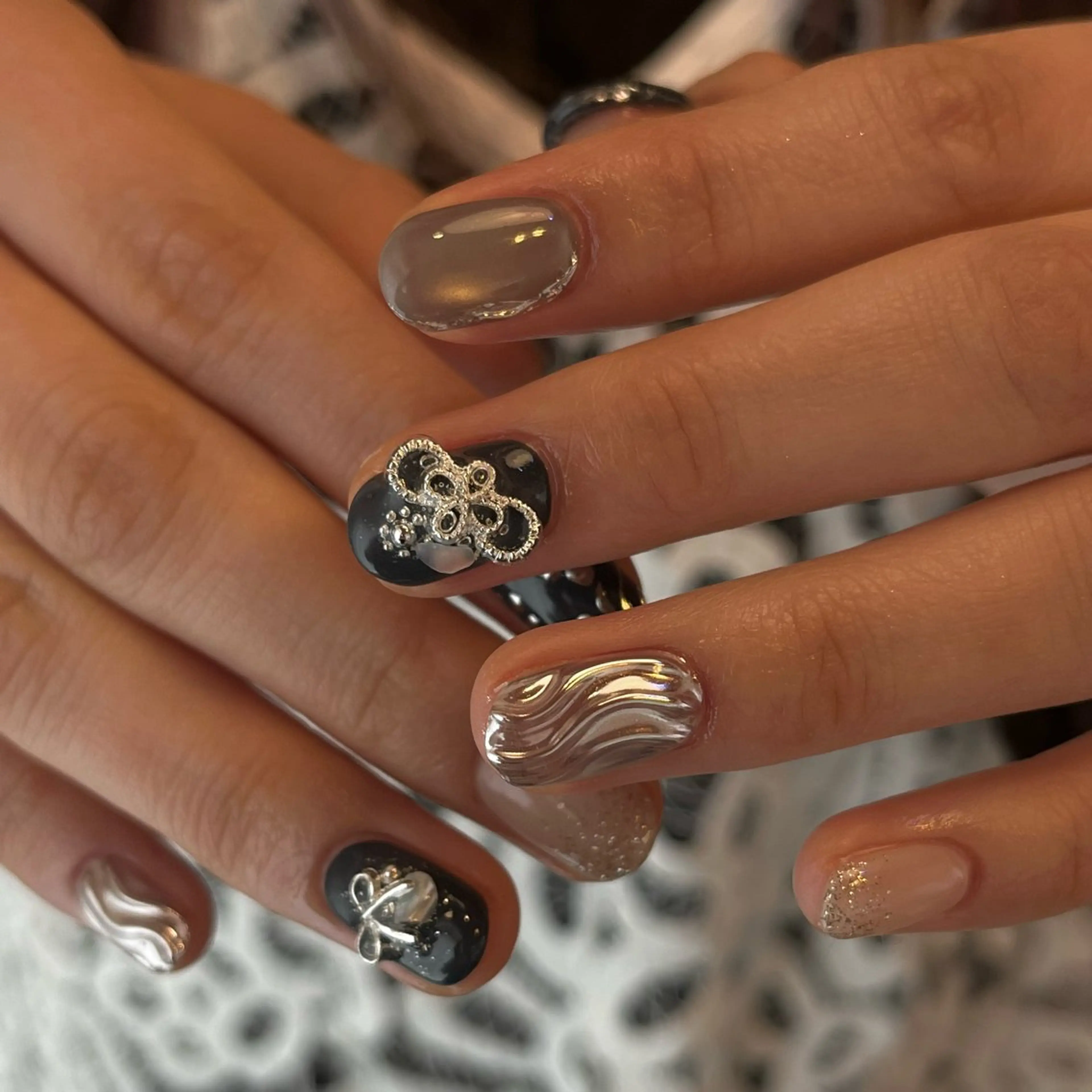 ネイル ハンドネイル aiu  ｱｲﾕｰ ちひろのネイルデザイン