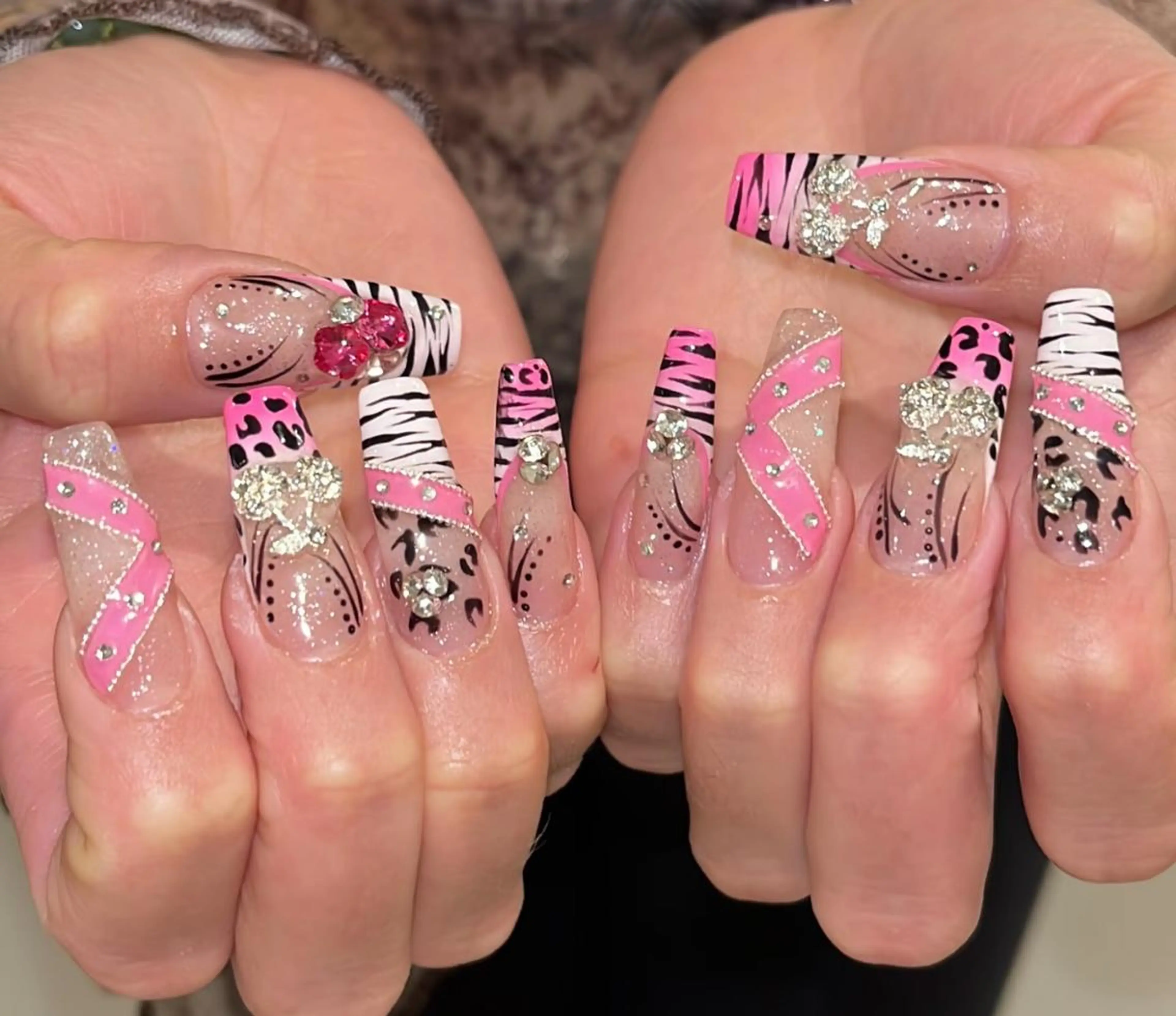 ネイル ハンドネイル 🎀 NaNa_nailのネイルデザイン