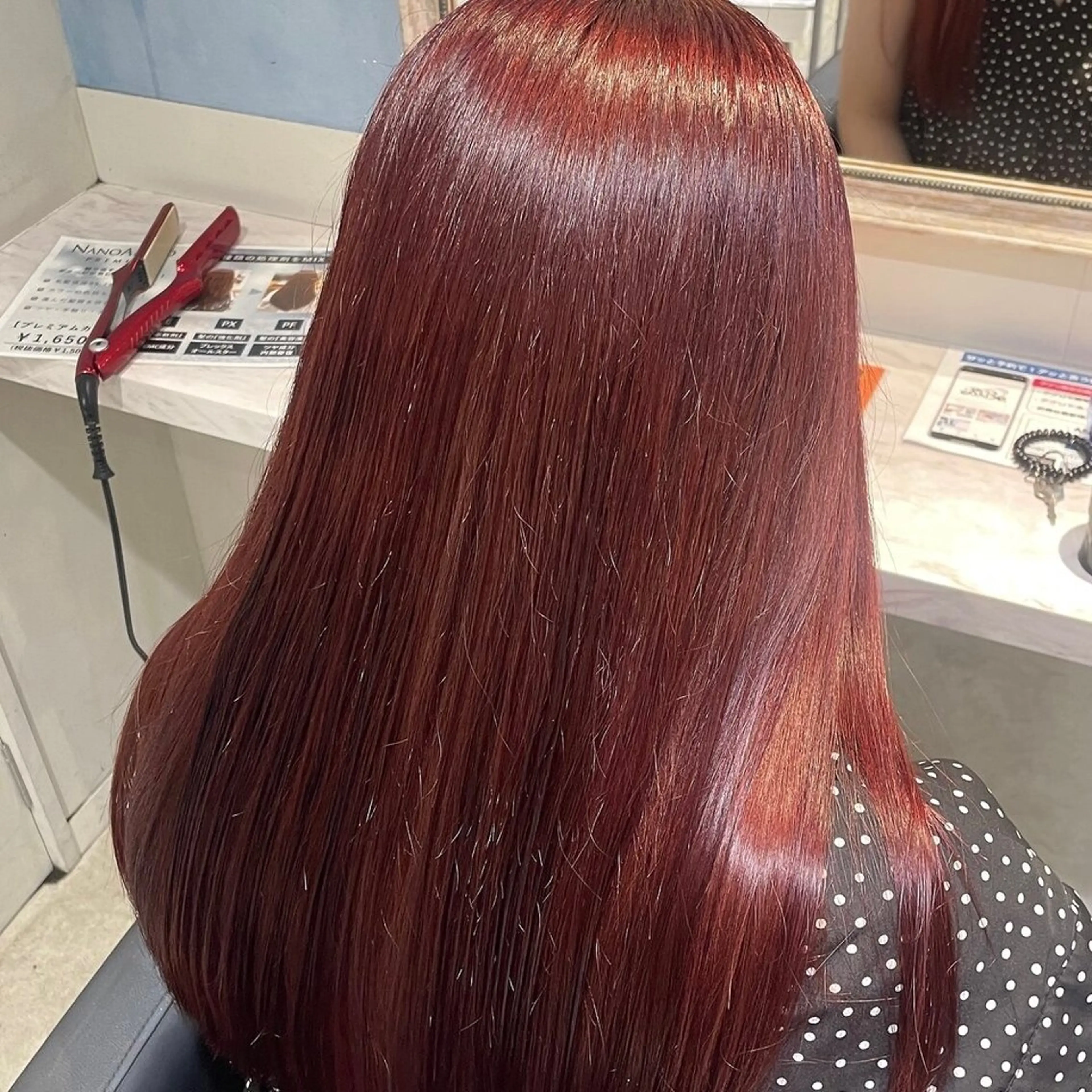 ロング カラー ブリーチ ハイトーンカラー レッドカラー ロング 💖ブリーチ/暖色 𝐘𝐮𝐢💖のヘアスタイル