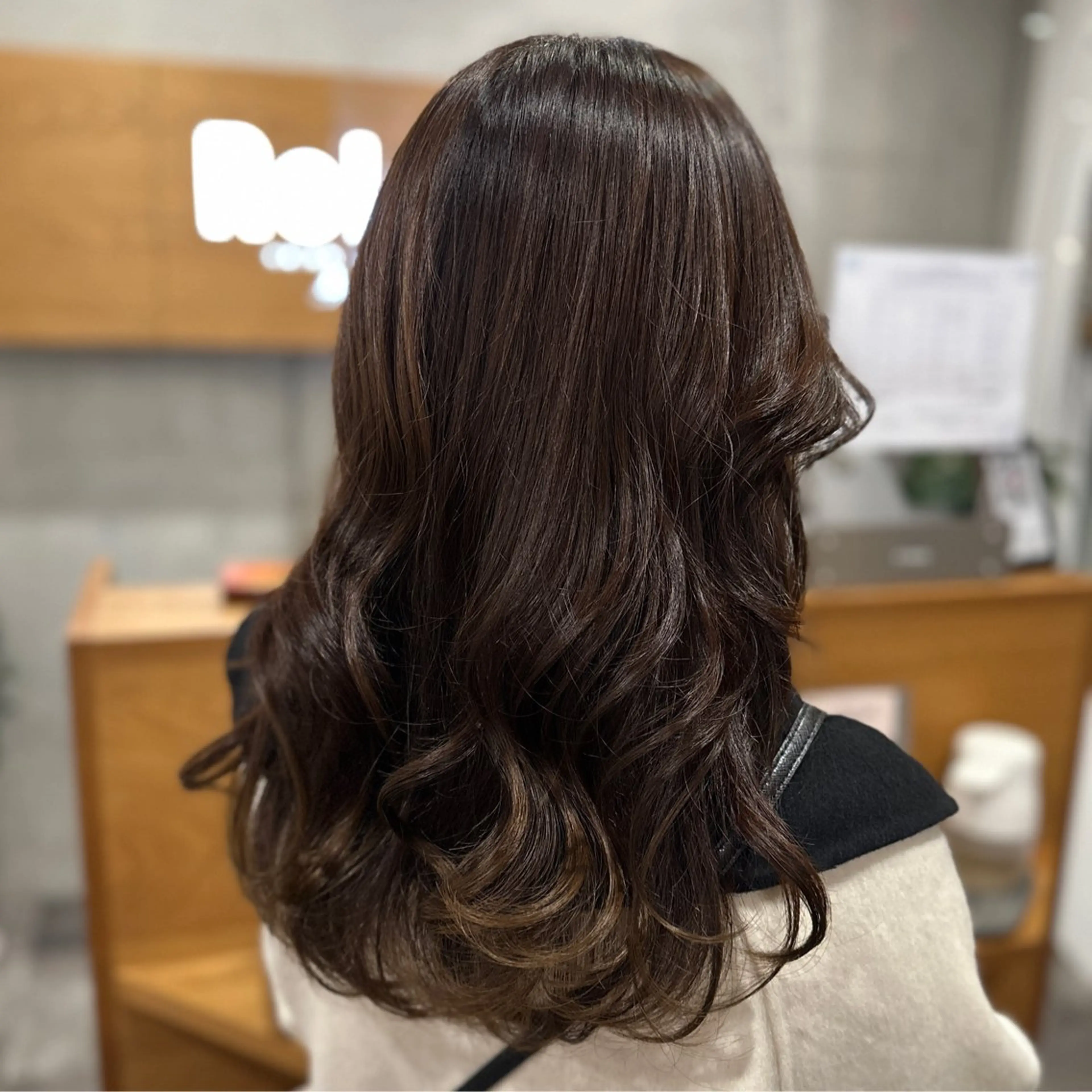 セミロング 後藤 千絵のヘアスタイル