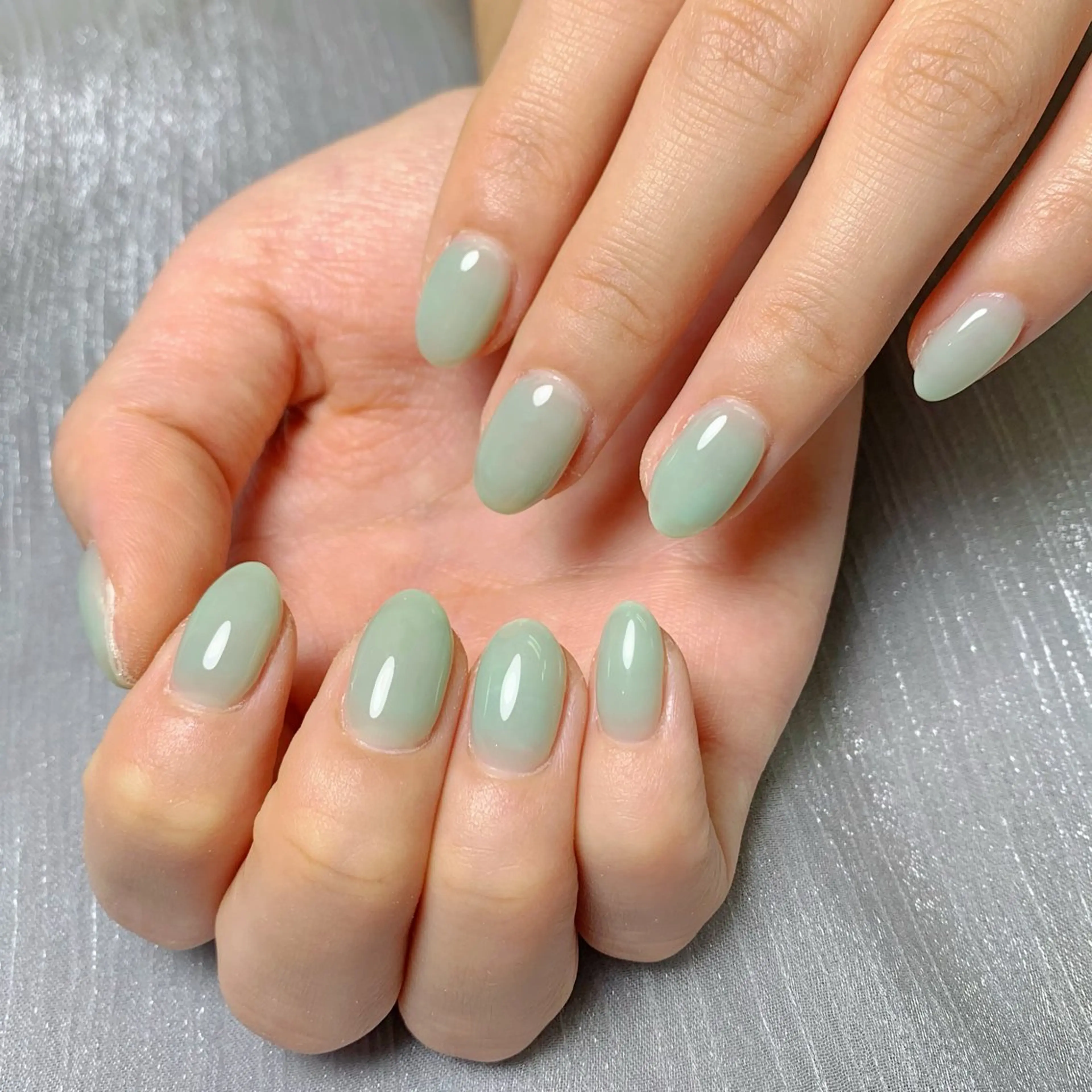 ネイル 韓国ネイル 水色 オフィスネイル ワンカラーネイル ぷっくりネイル ハンドネイル なつみ wooのネイルデザイン