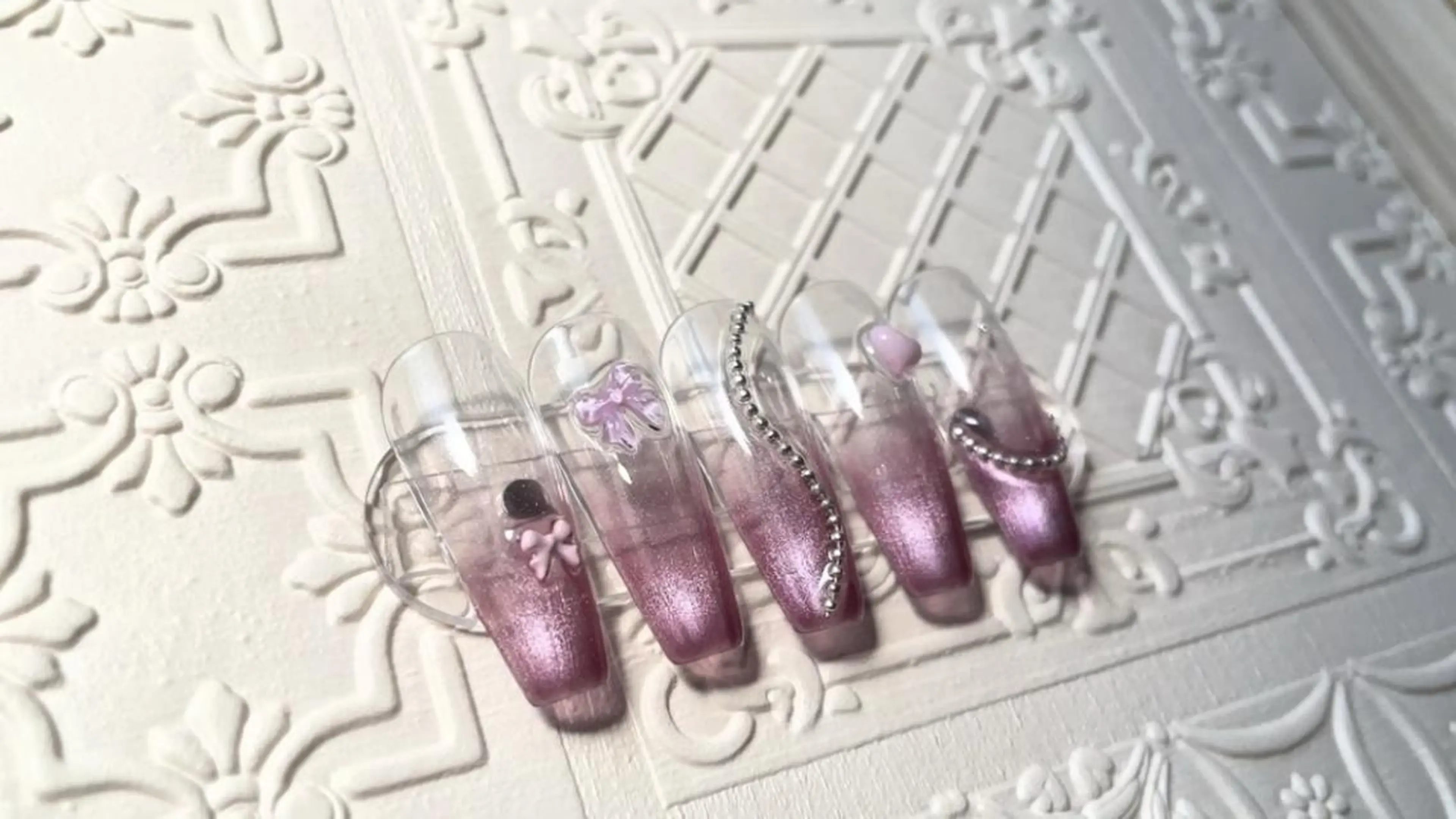 ネイル フットネイル フレンチネイル ジェルネイル ガラスフレンチ 韓国ネイル Morise BOBOのネイルデザイン