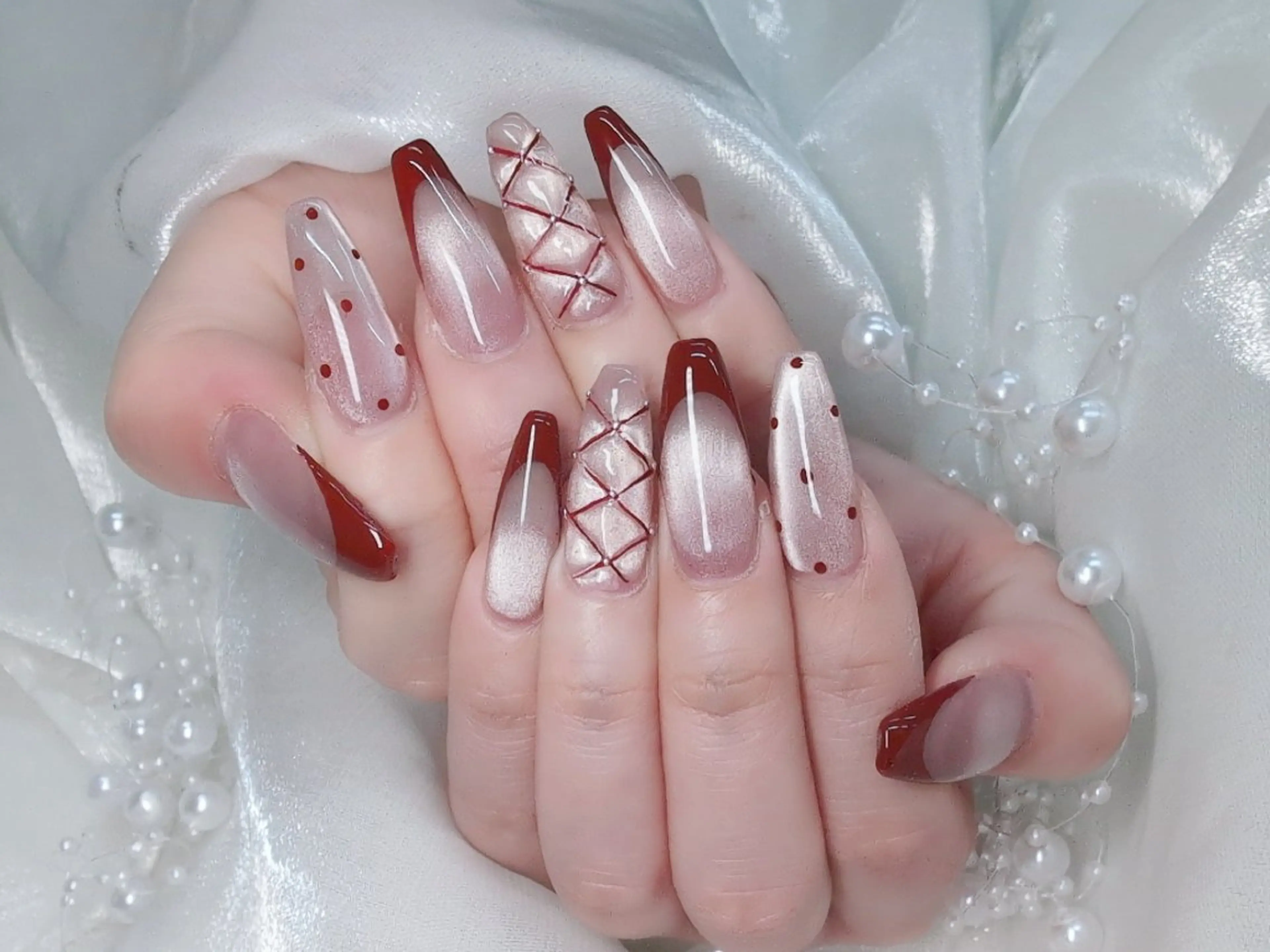 ネイル チークネイル 成人式 長さ出し フラッシュネイル フレンチネイル Chouette Nailのネイルデザイン