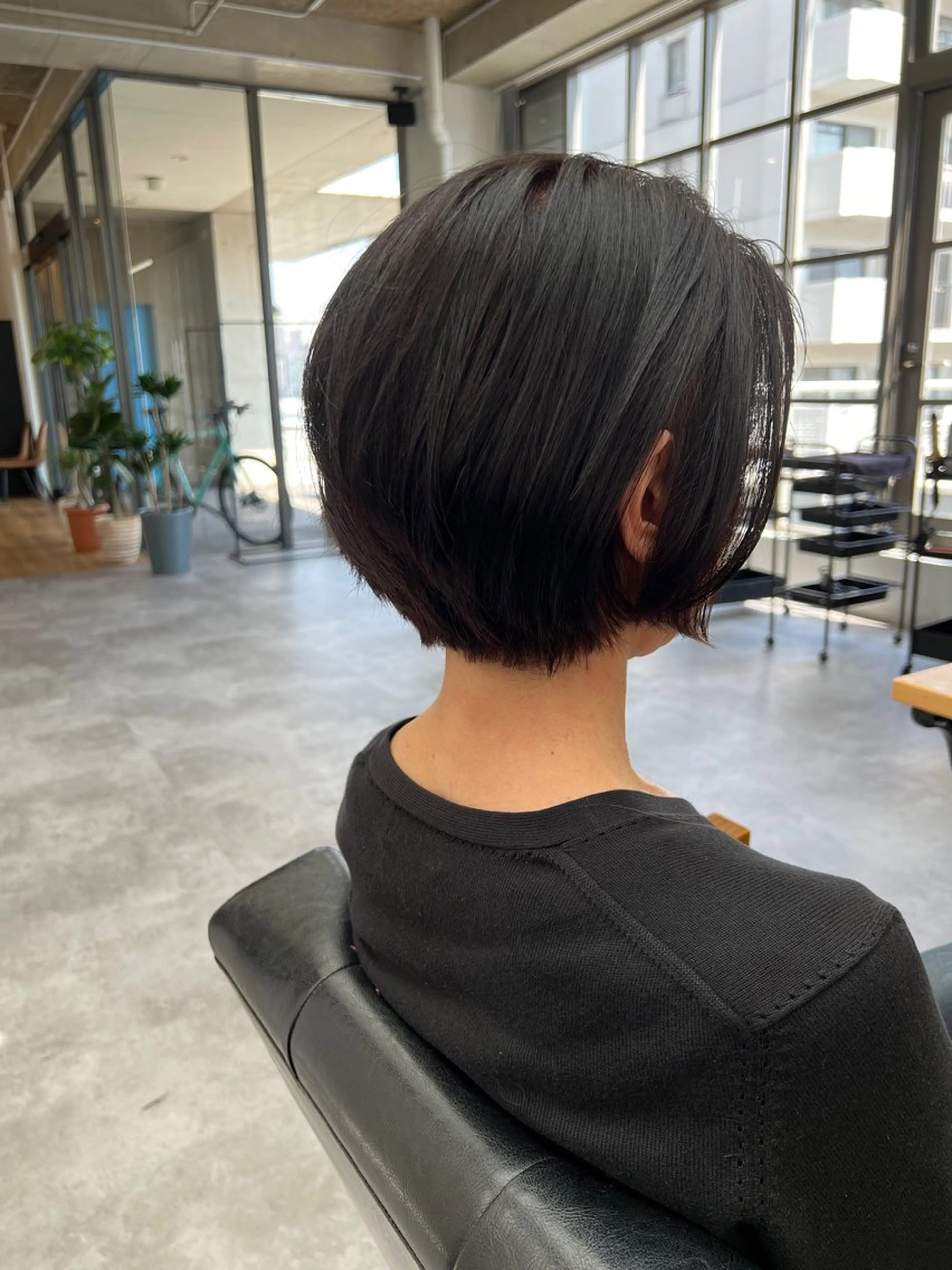 ショート カラー カット ヘアカラー KA ZUのヘアスタイル