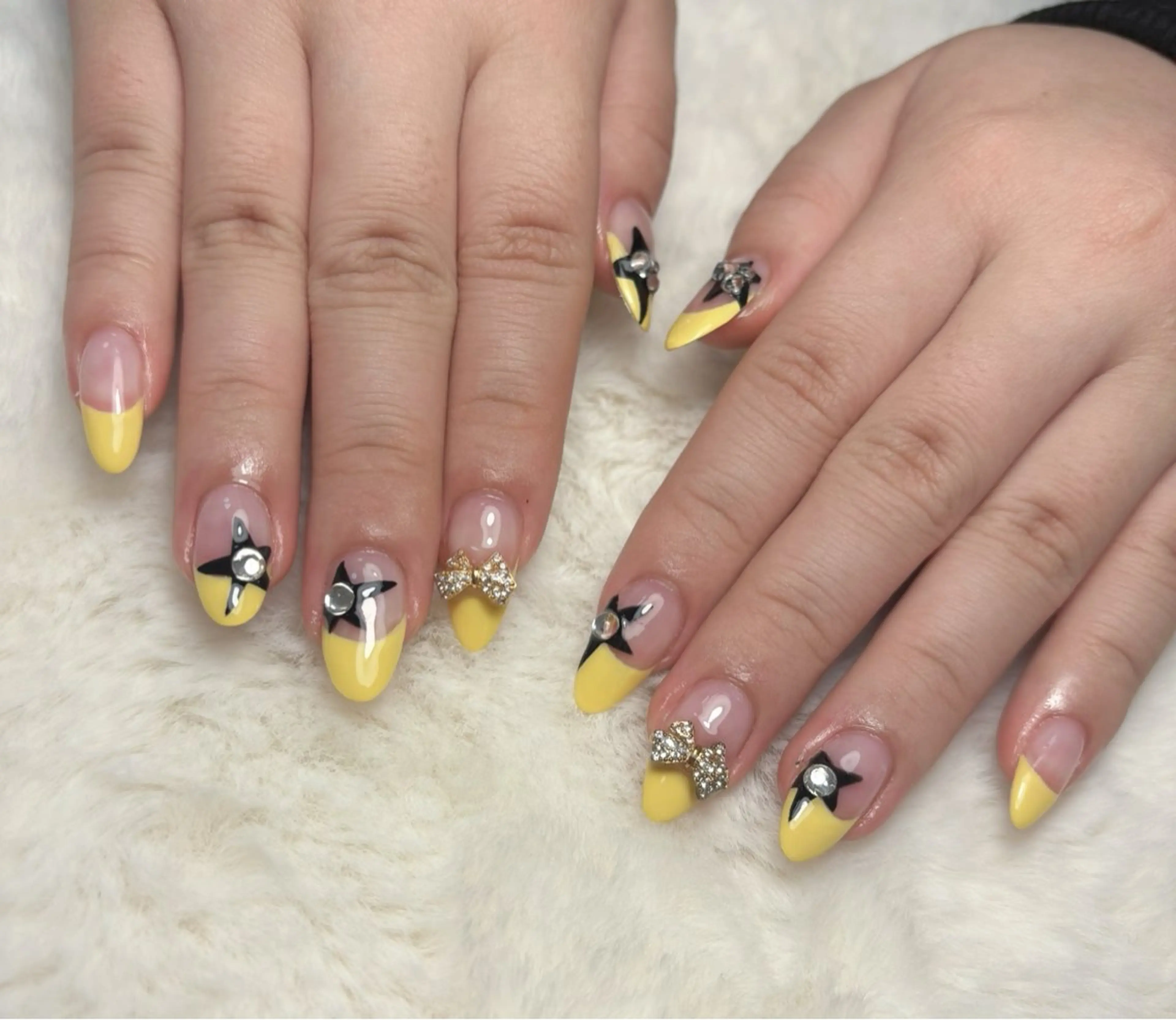 ネイル ハンドネイル STELLA ✩のネイルデザイン