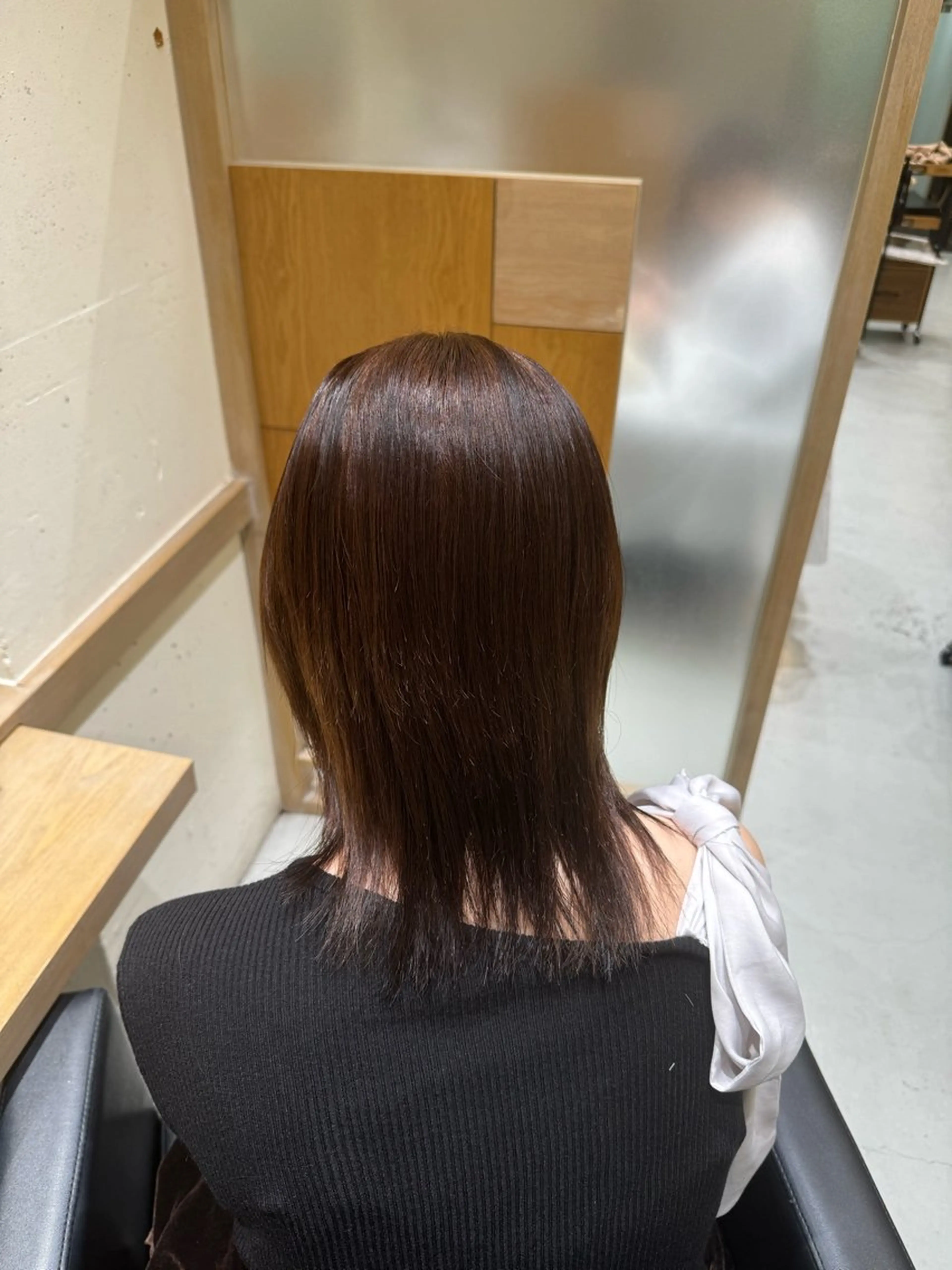 カラー カット ヘアカラー トリートメント 透明感カラー/顔周り カット/レイヤーにかのヘアスタイル