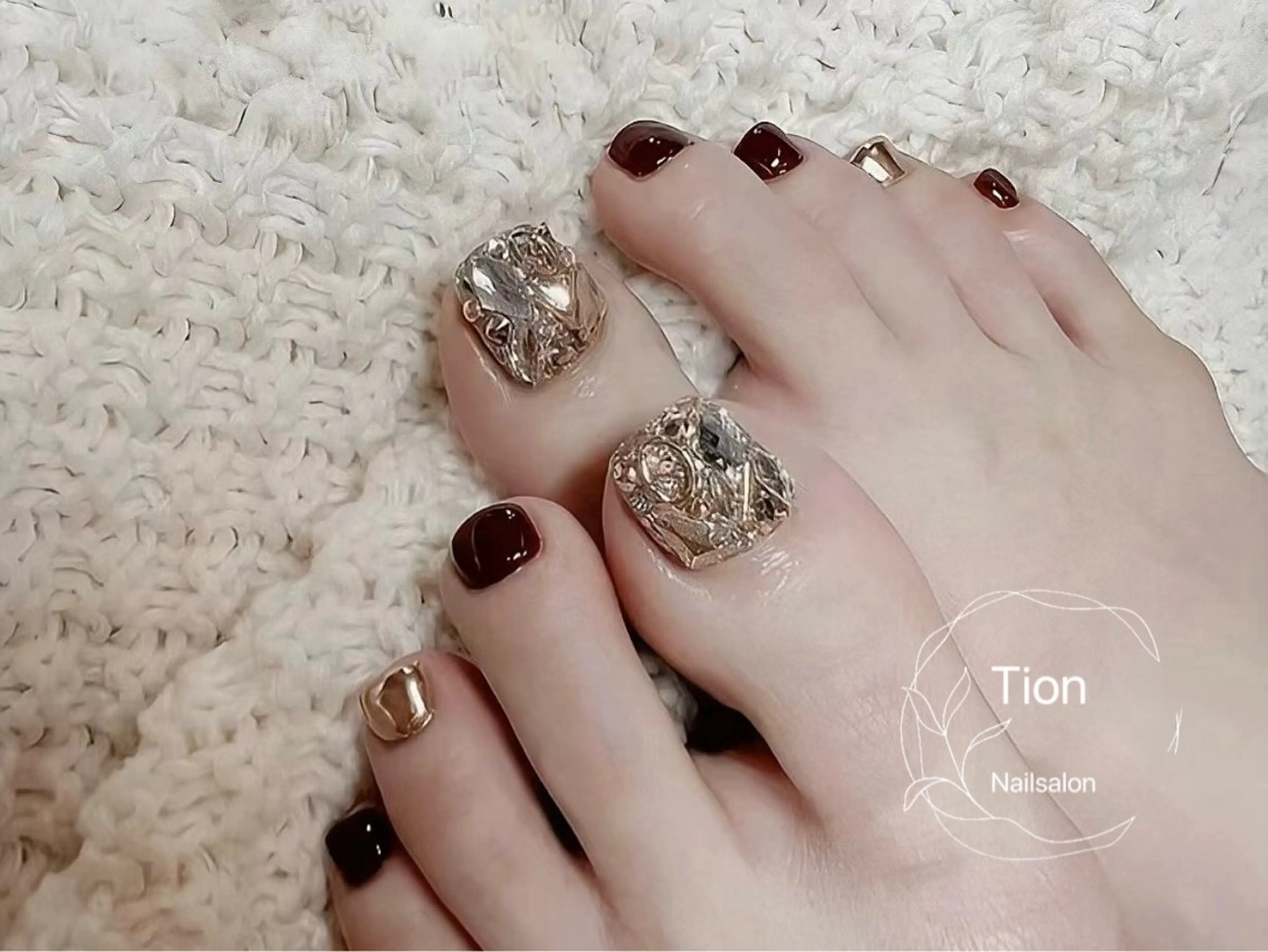 ネイル チークネイル 長さ出し フットネイル フレンチネイル ジェルネイル Nailsalon Tion　川崎店のネイルデザイン