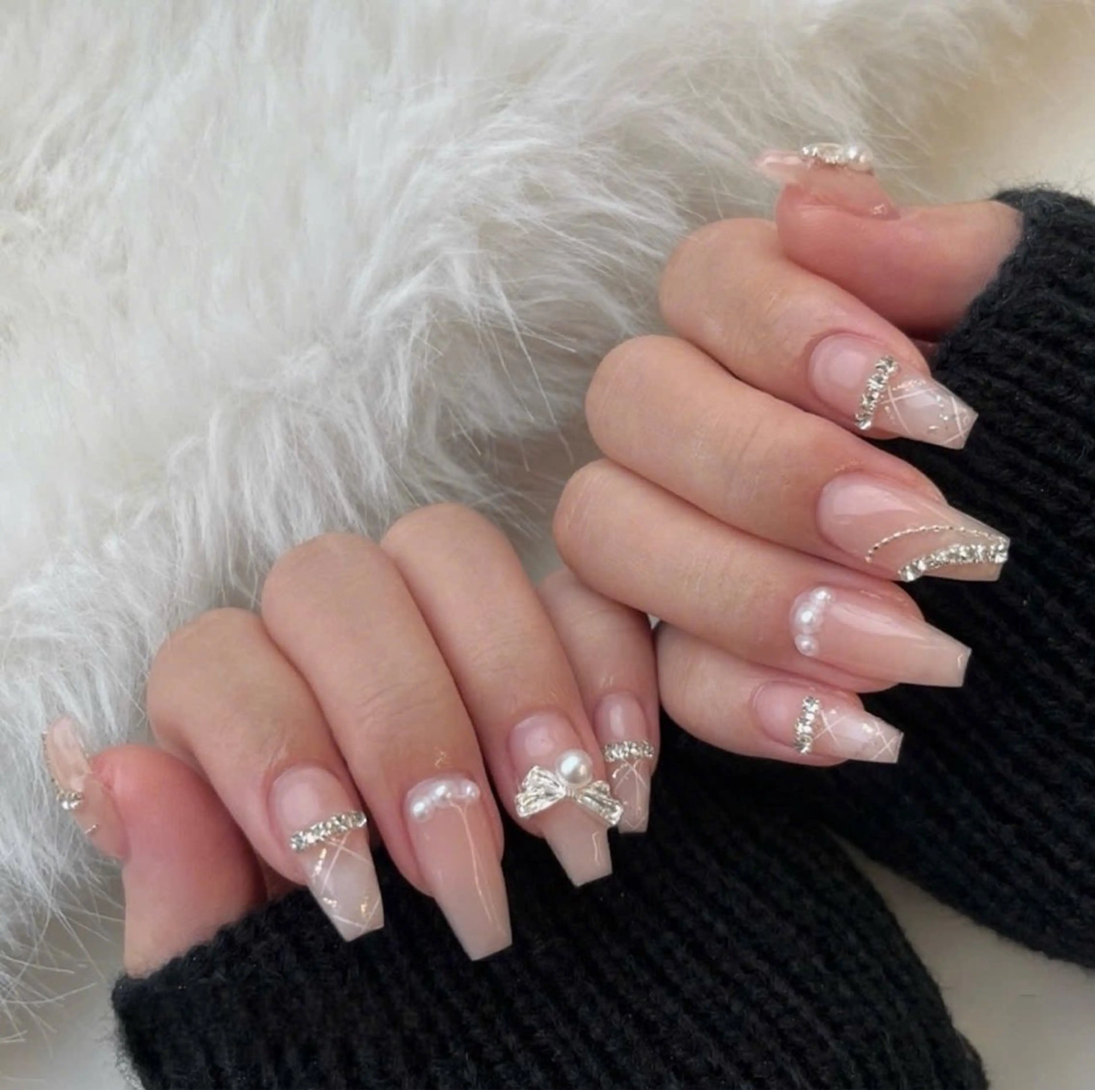 ネイル フラッシュネイル フレンチネイル グラデーション キラキラネイル 韓国ネイル Lina nail所属・Luna 池袋のネイルデザイン