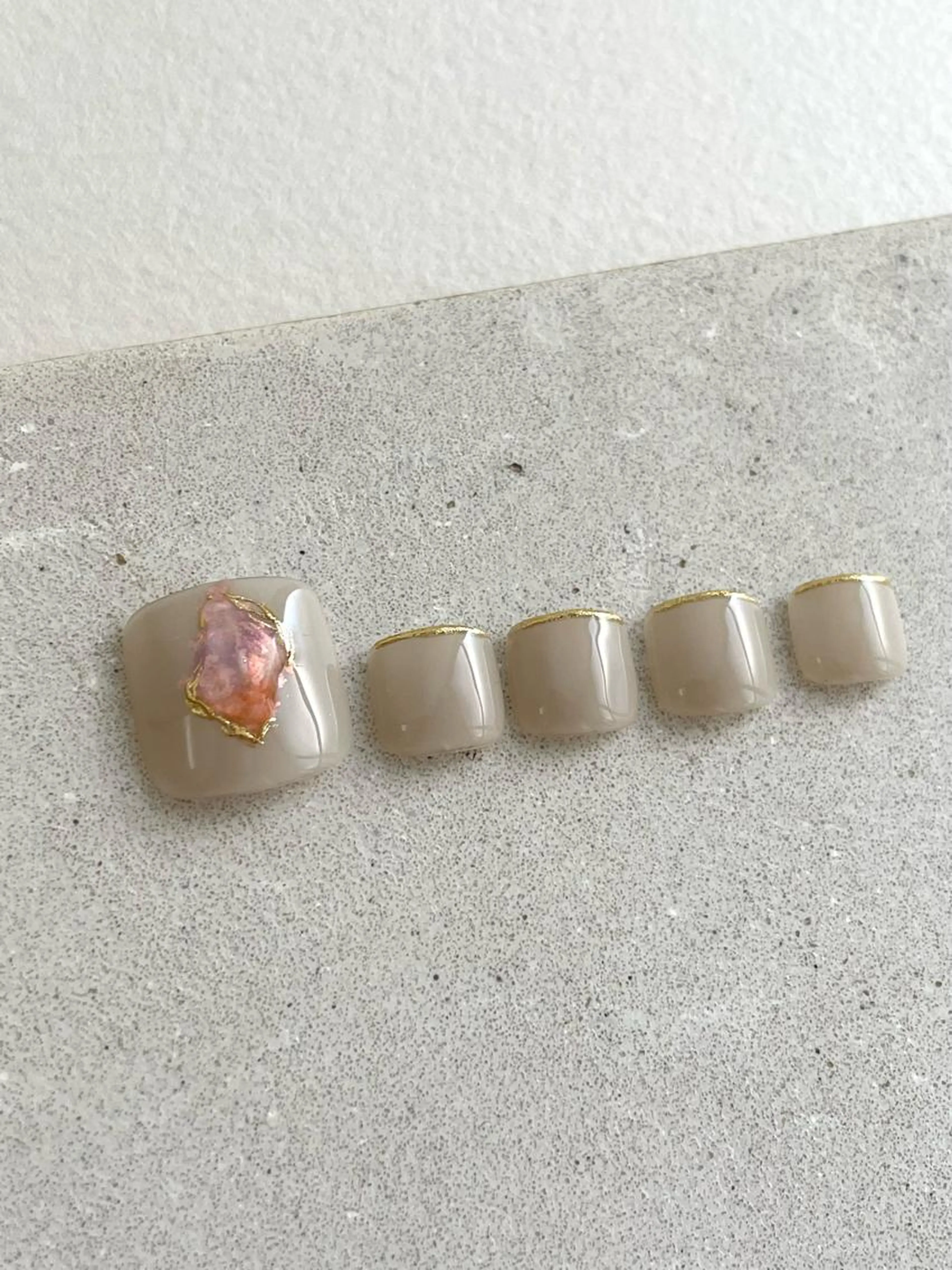 フット　ワンカラー(オフ有り)の写真