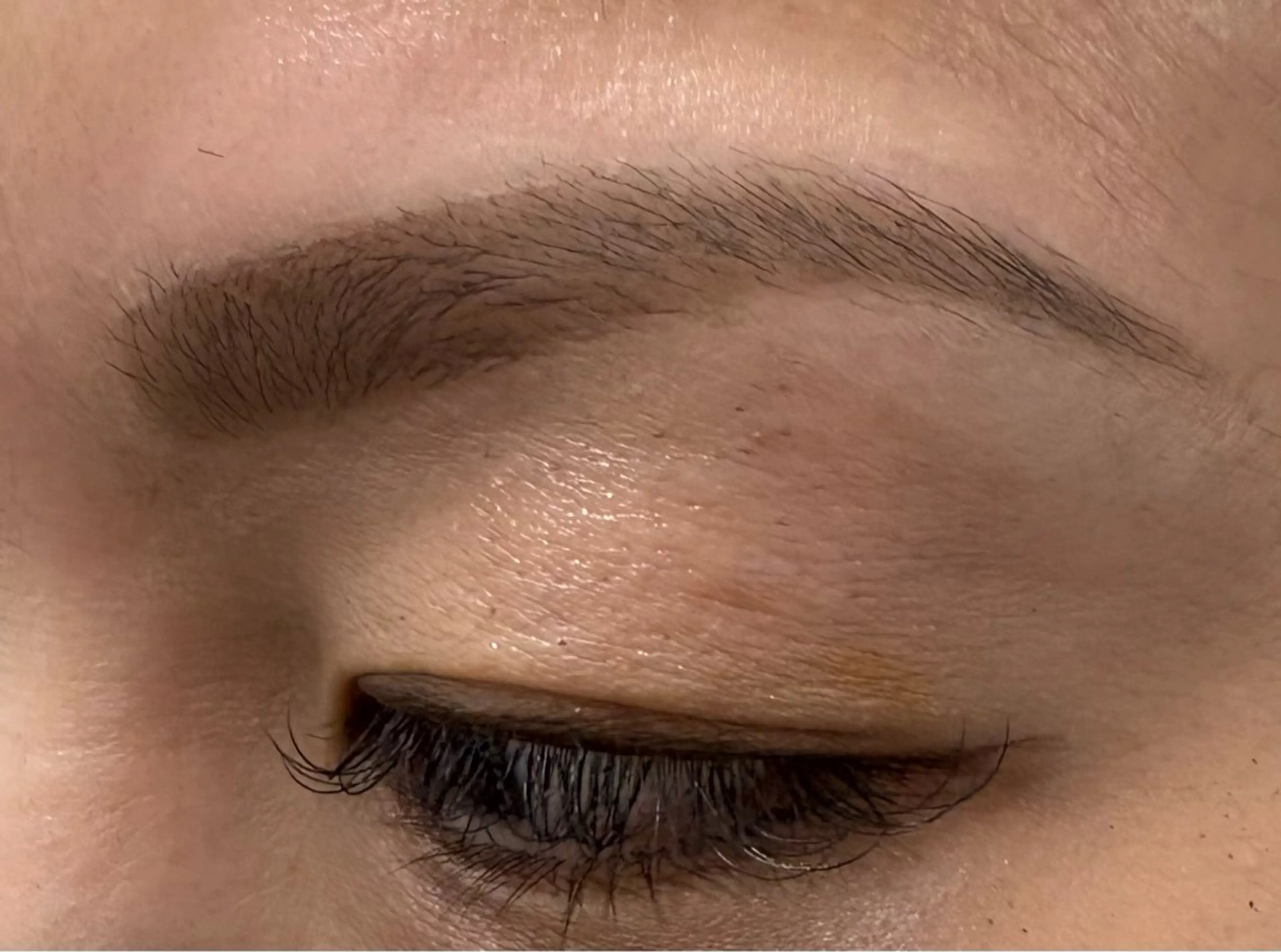 アイブロウ ひぐち ともこのマツエク・マツパデザイン