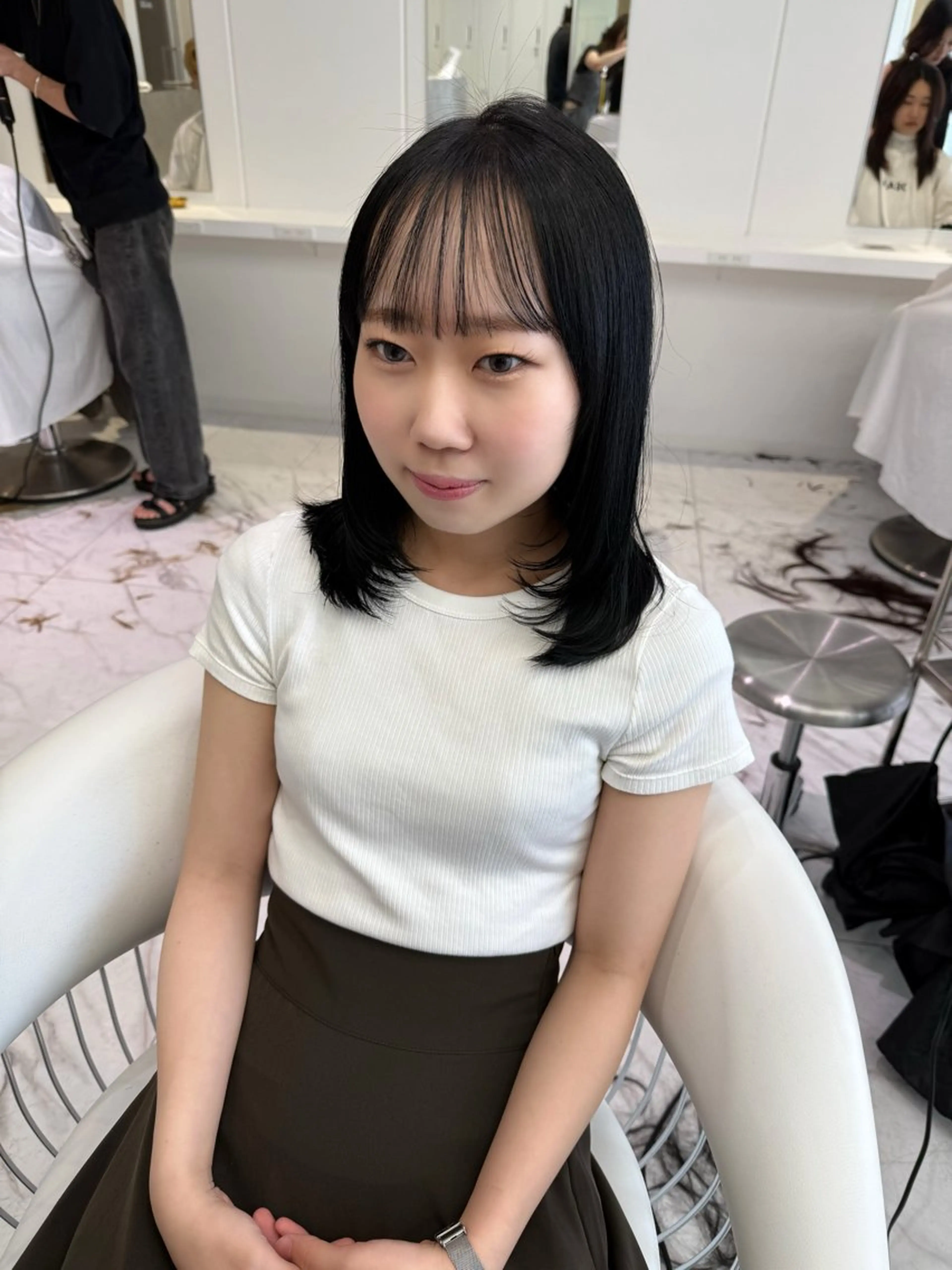 ミディアム カラー レイヤーカット カット ヘアカラー Bei Licoldo.所属・マツオカ マコのヘアスタイル