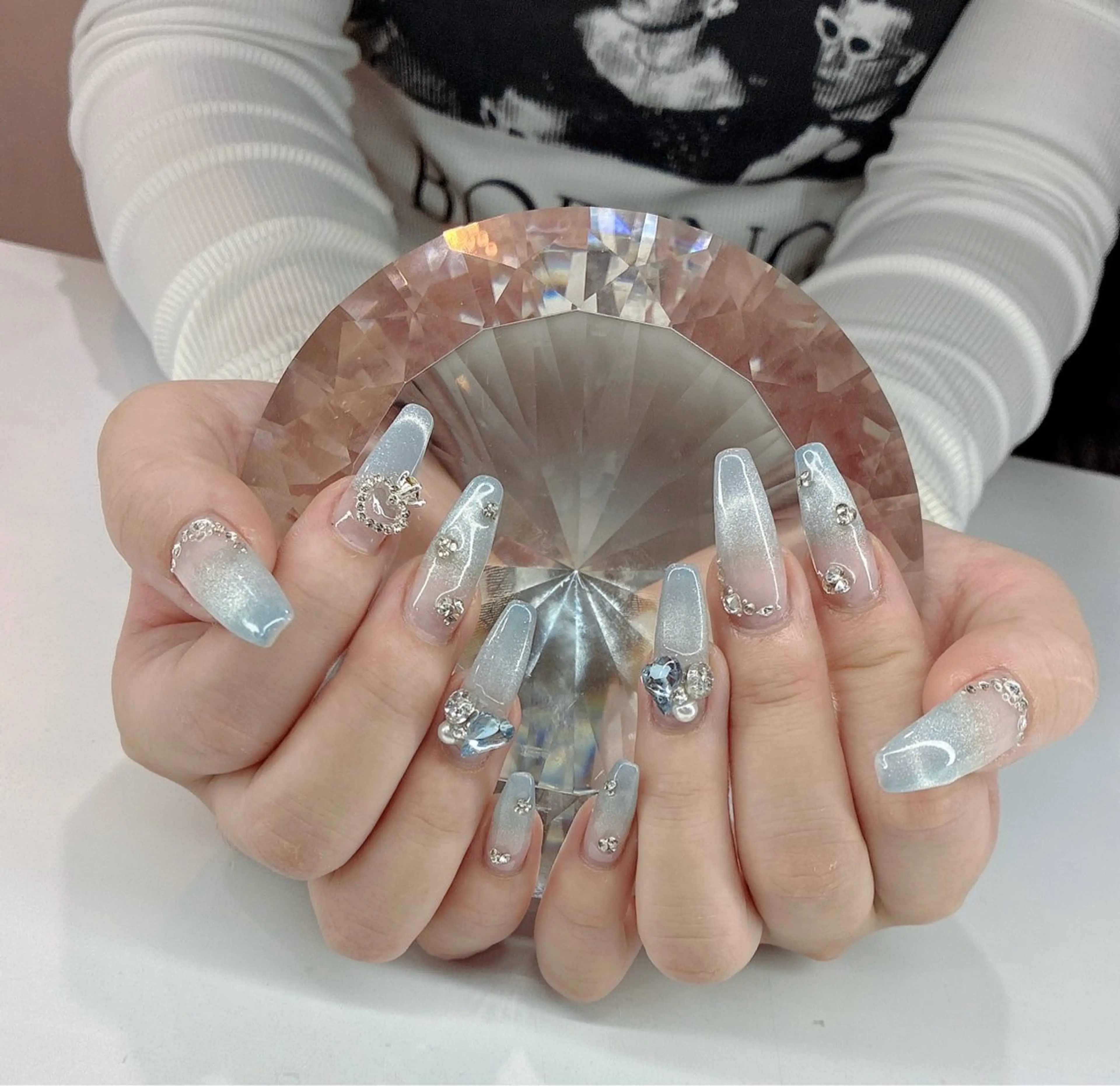 ネイル LoaChaton kaeのネイルデザイン